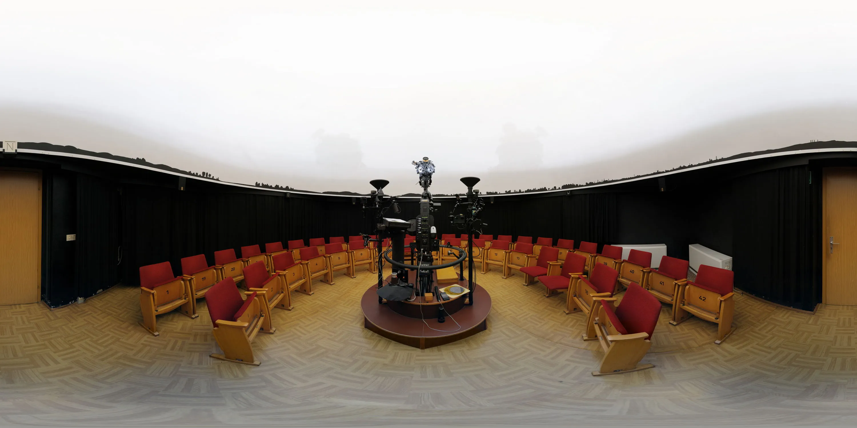 360 Grad Panorama Ansicht: Planetarium in Schulsternwarte -Johannes Franz-