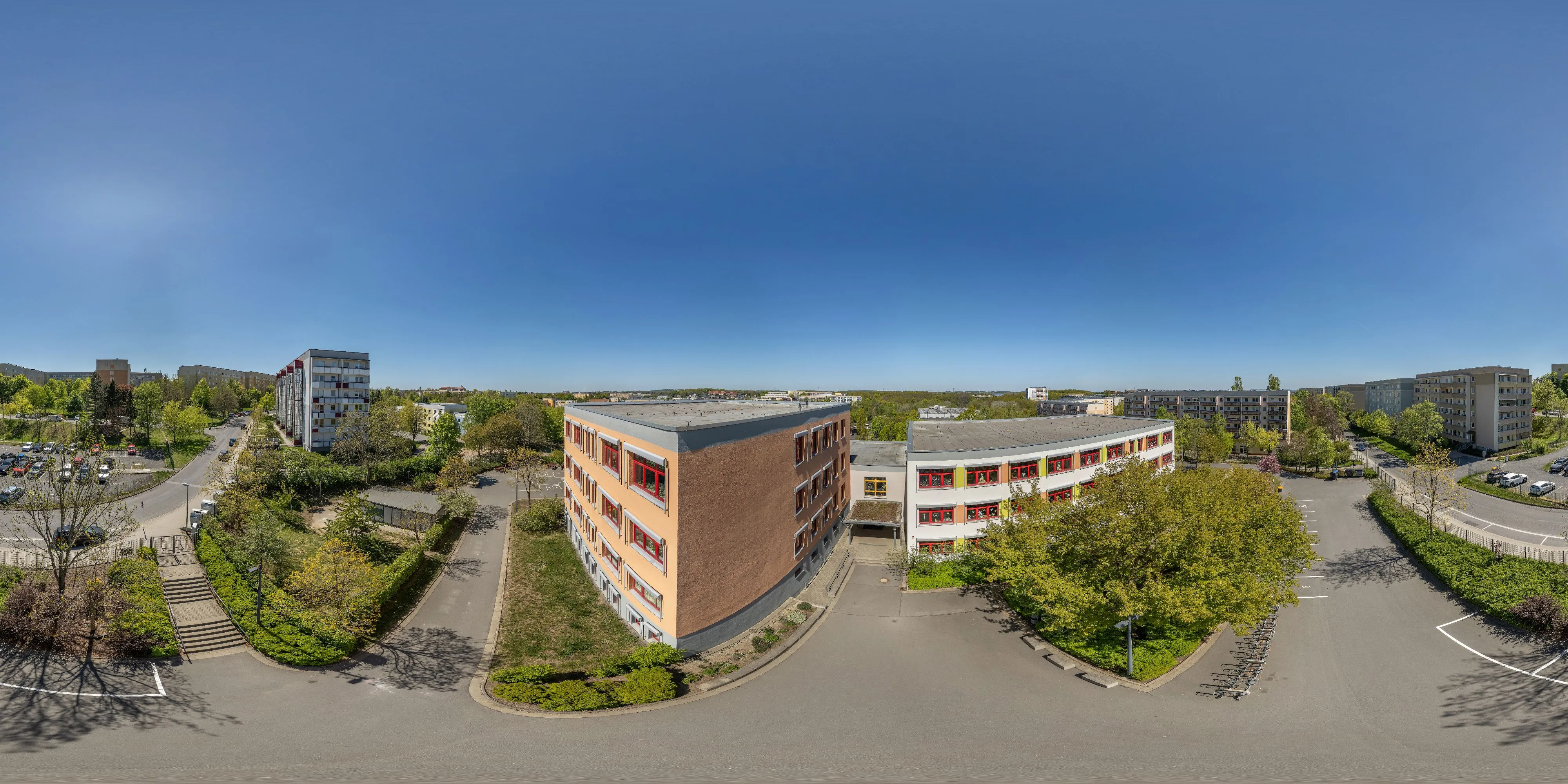 360 Grad Panorama Ansicht: Frédéric-Joliot-Curie-Grundschule in Bautzen