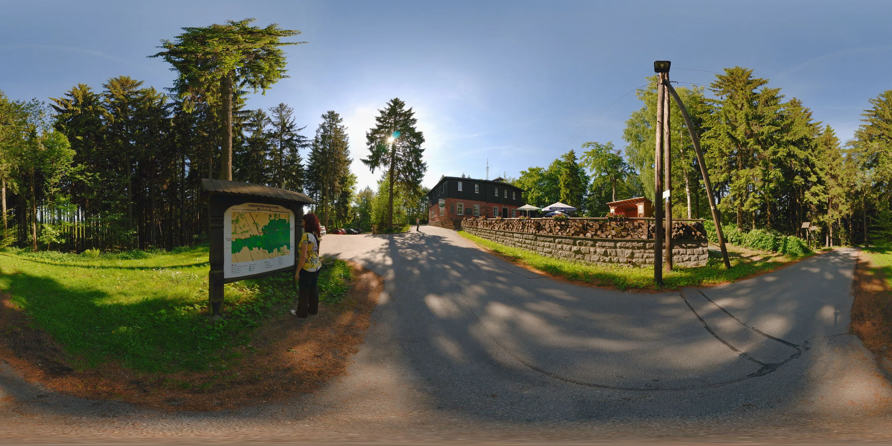 360 Grad Panorama Ansicht: Bieleboh Bergbaude in Berg Bieleboh