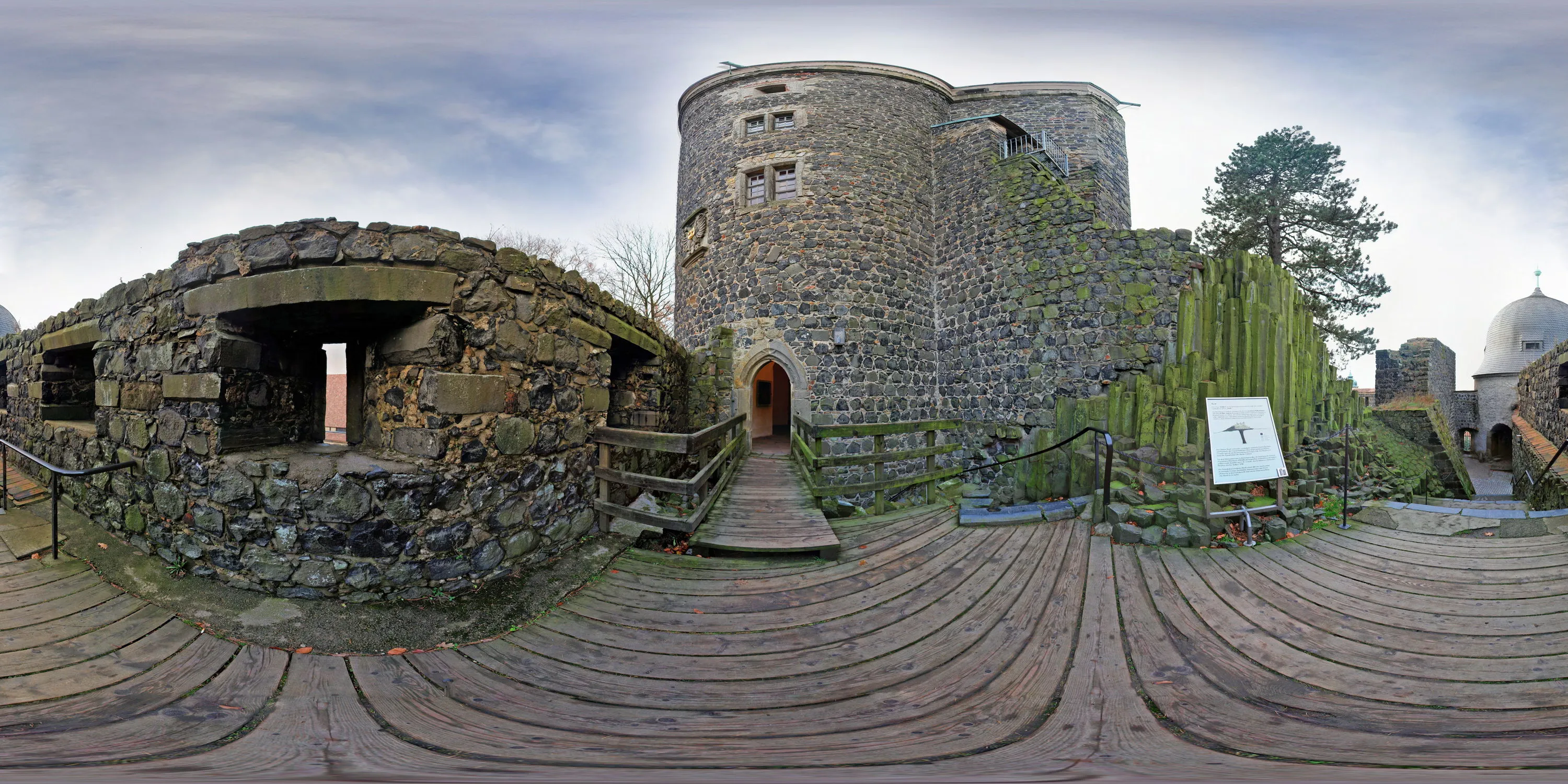 360 Grad Panorama Ansicht: Burg Stolpen in Oberlausitz
