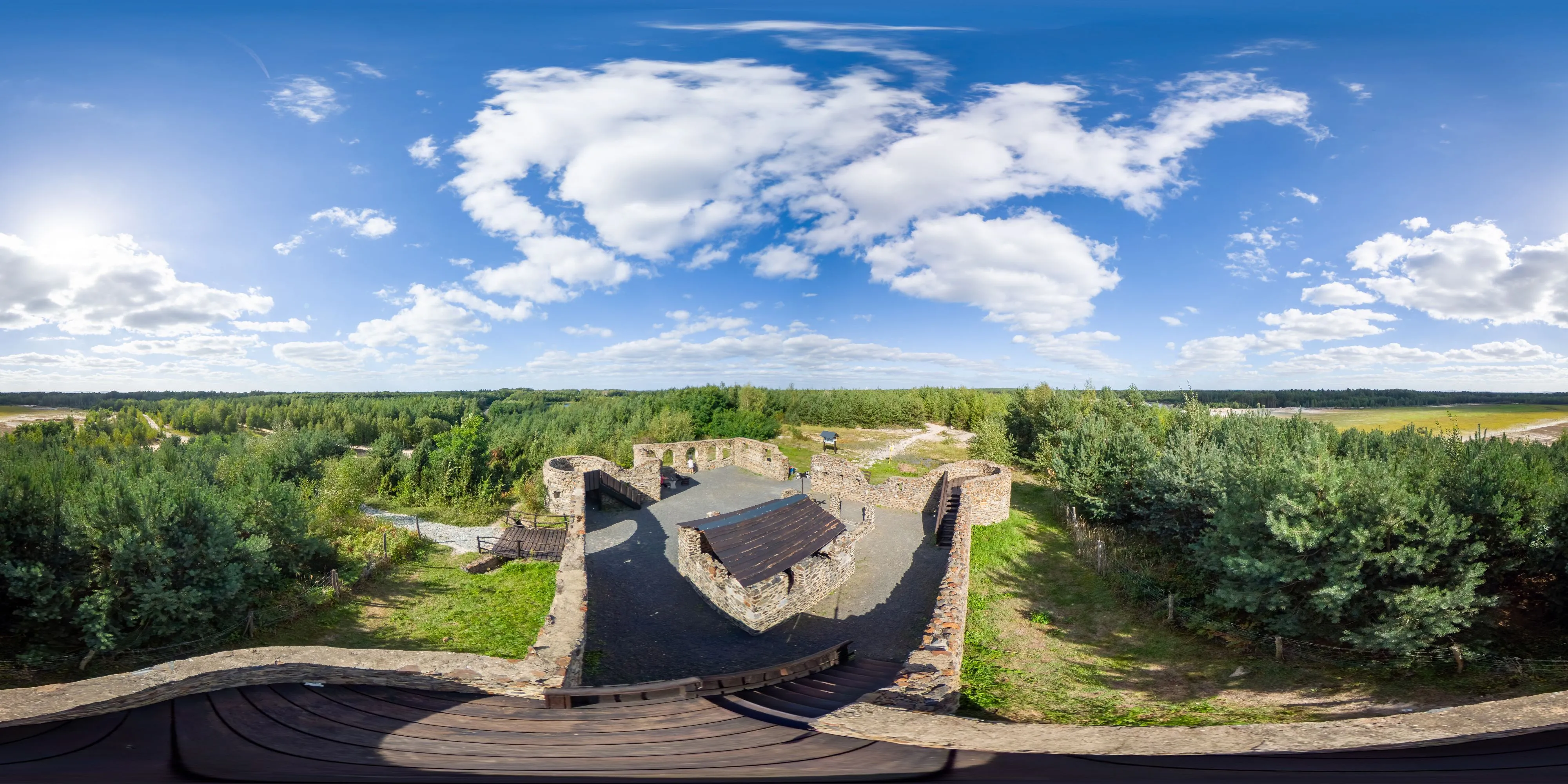 360° Panorama Ansicht: Caminau - Burgruine - Turm