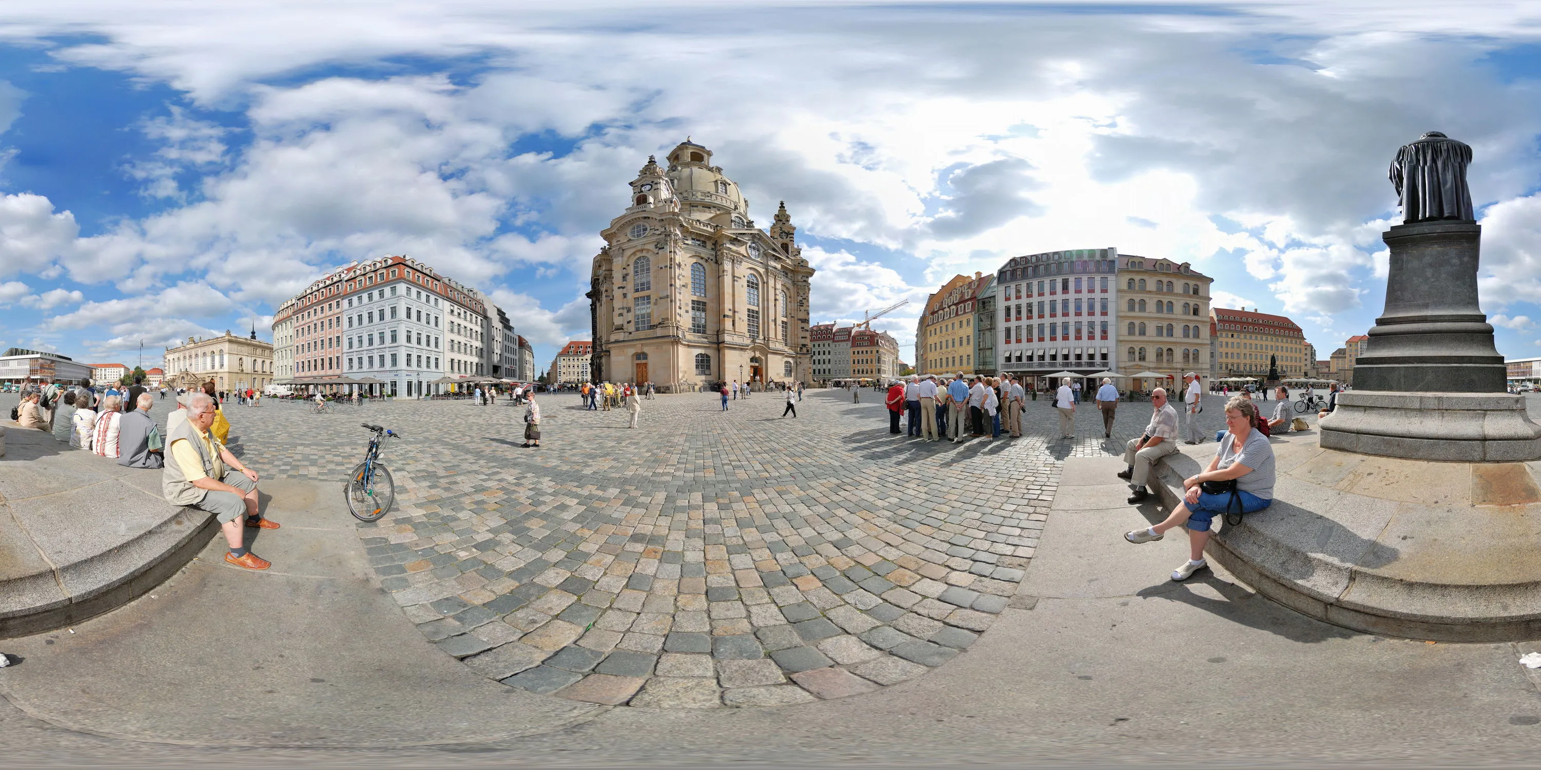 360 Grad Panorama Ansicht: Frauenkirche in Sommer 2008