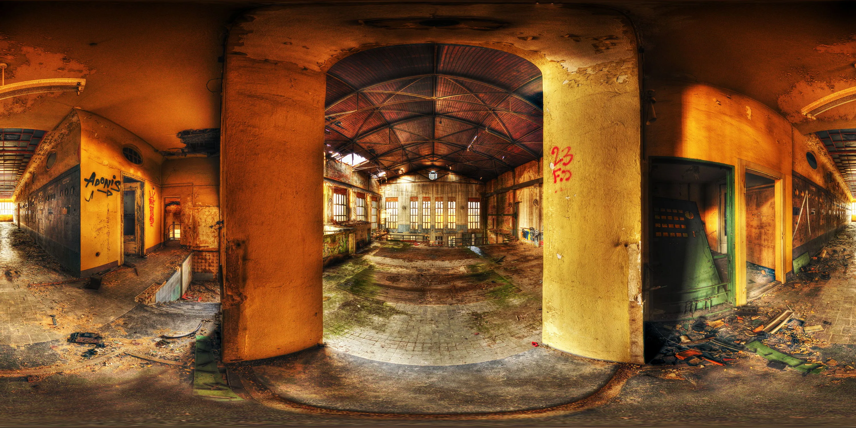 360 Grad Panorama Ansicht: Schaltwarte 2 in Elbtalzentrale Pirna 2011