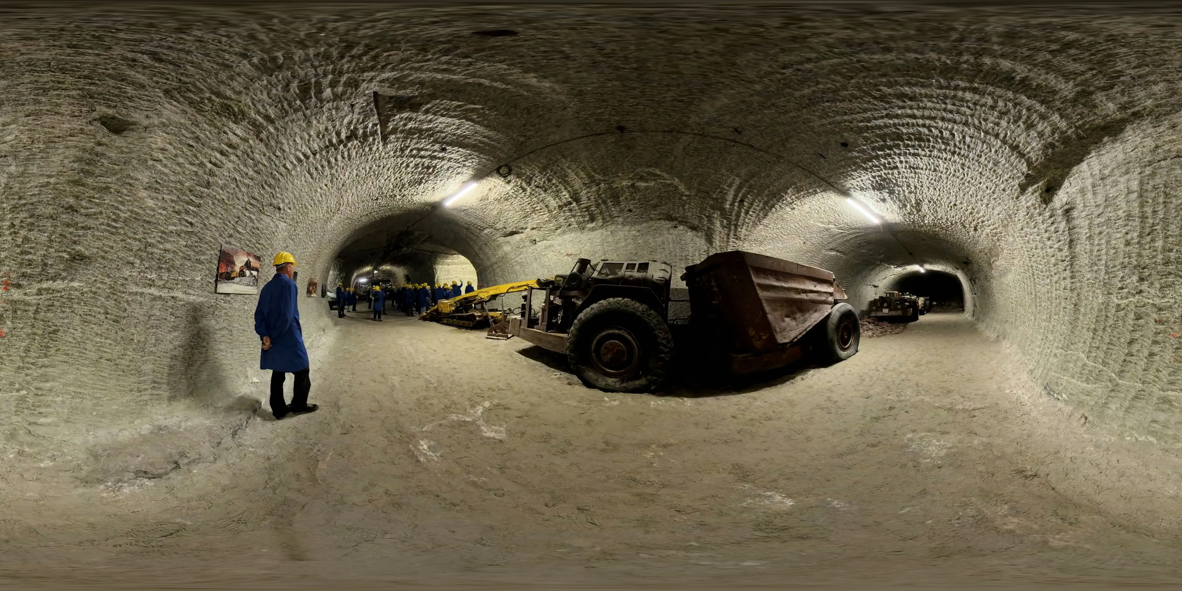 360 Grad Panorama Ansicht: historische Technik in Erlebnisbergwerk Sondershausen