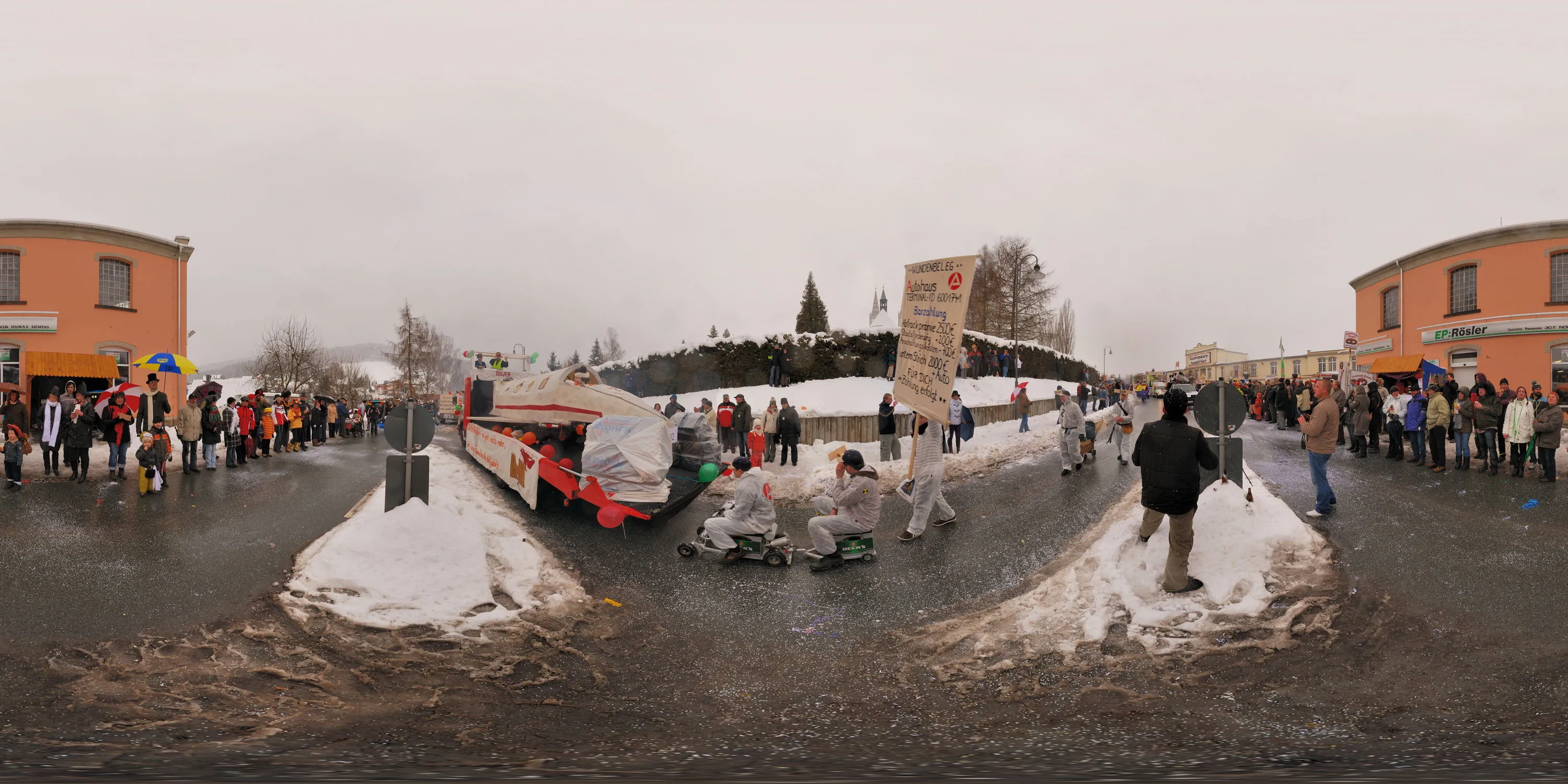 360 Grad Panorama Ansicht: Faschingsumzug 2 in Schirgiswalde
