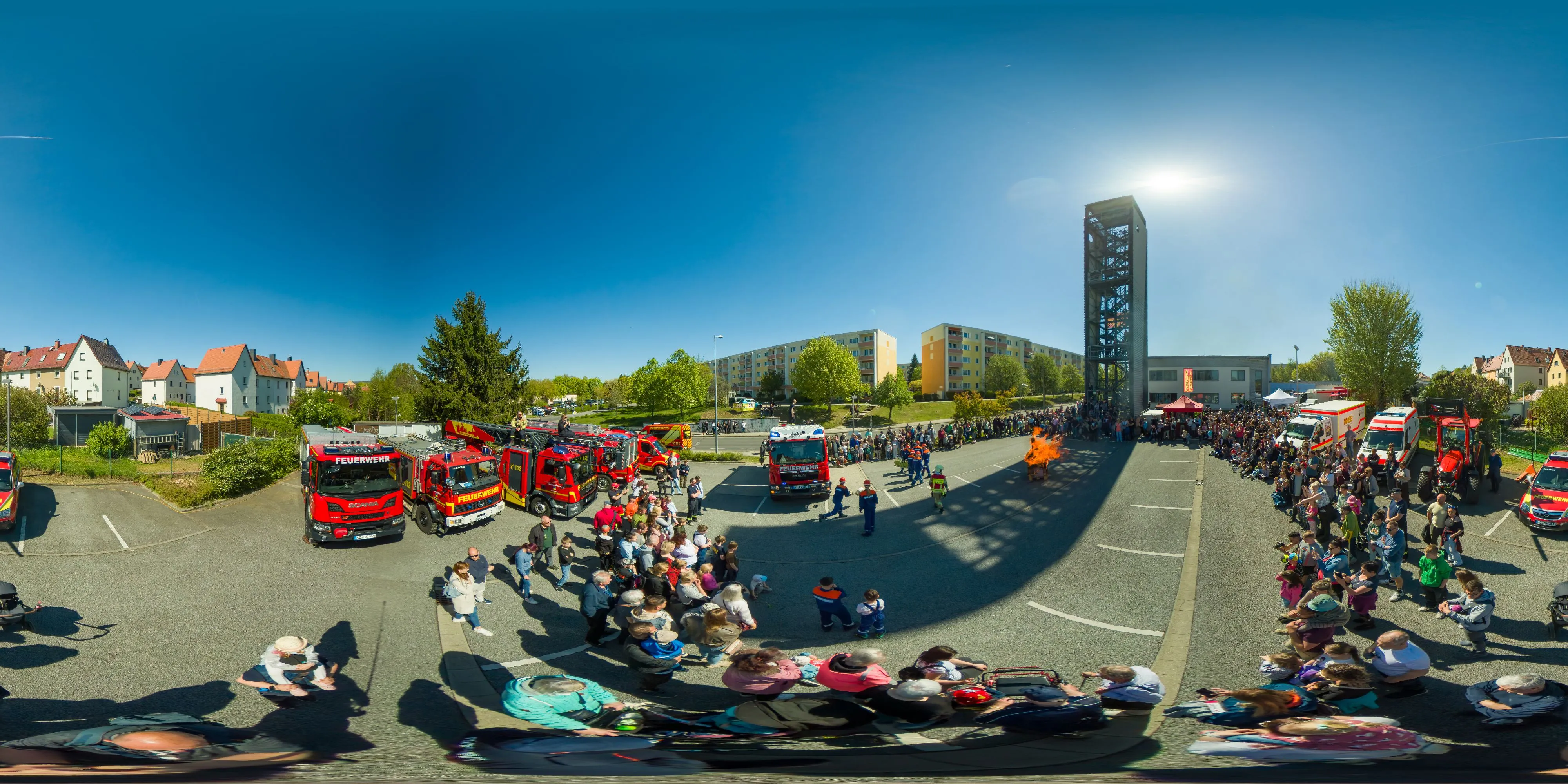 360 Grad Panorama Ansicht: Vorführung der Jugendfeuerwehr in Tag der offenen Tür Feuerwehr Bautzen 2026