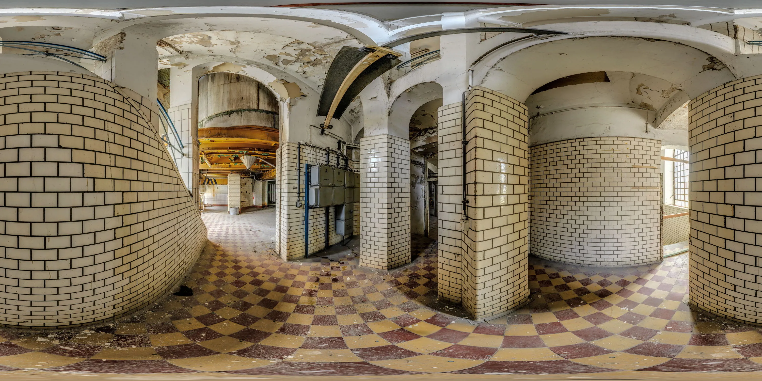 360 Grad Panorama Ansicht: VEB Bramsch Betriebsteil Backhefe - Treppenhaus 2 in Görlitz