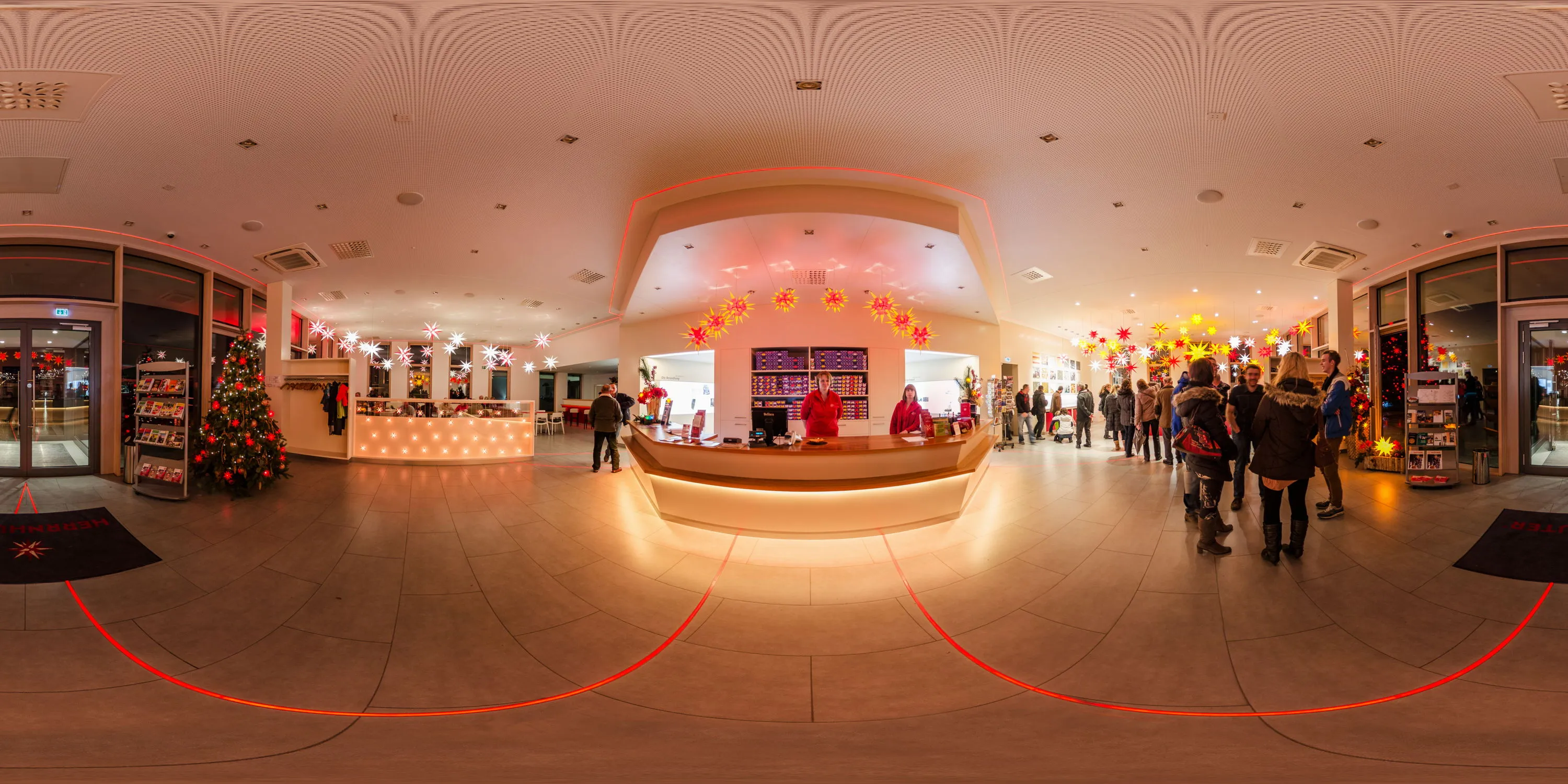 360 Grad Panorama Ansicht: Herrnhuter Sterne Manufaktor - Ausstellungsraum in Herrnhut