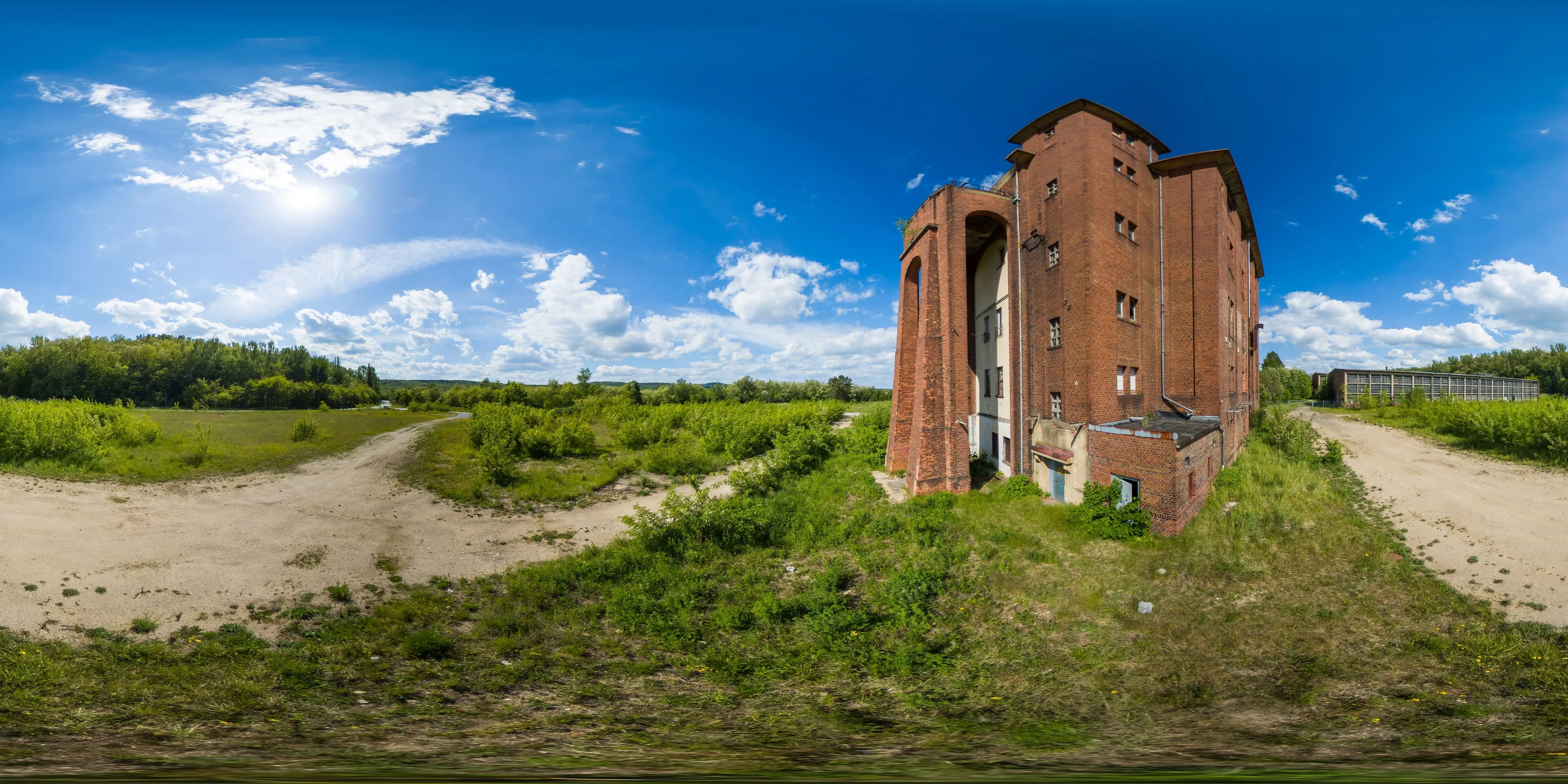 360° Panorama Ansicht: Tagebau Berzdorf - Hochbunker für Kohle - Süd-Westseite