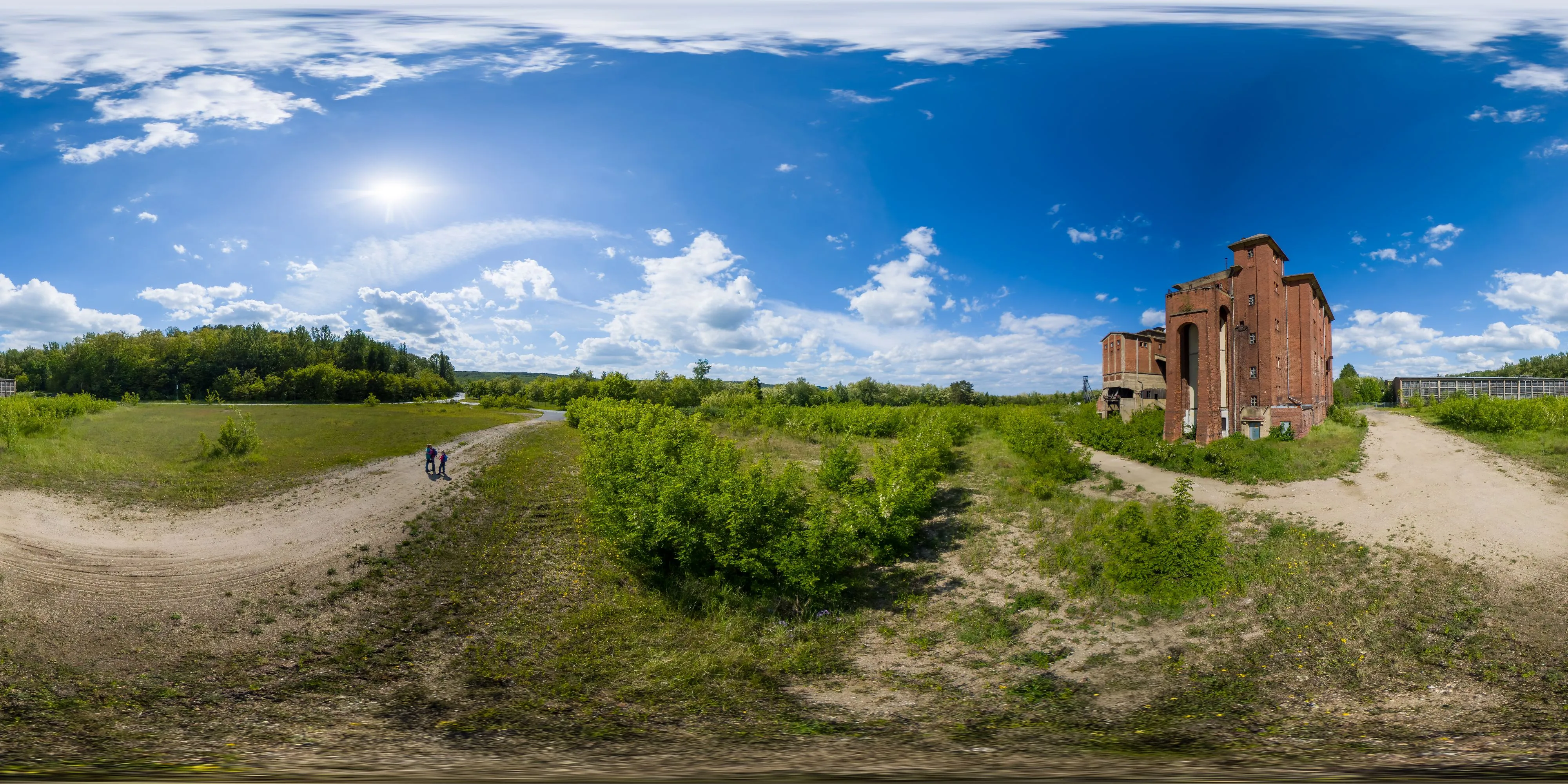 360° Panorama Ansicht: Tagebau Berzdorf - Hochbunker für Kohle - Westseite