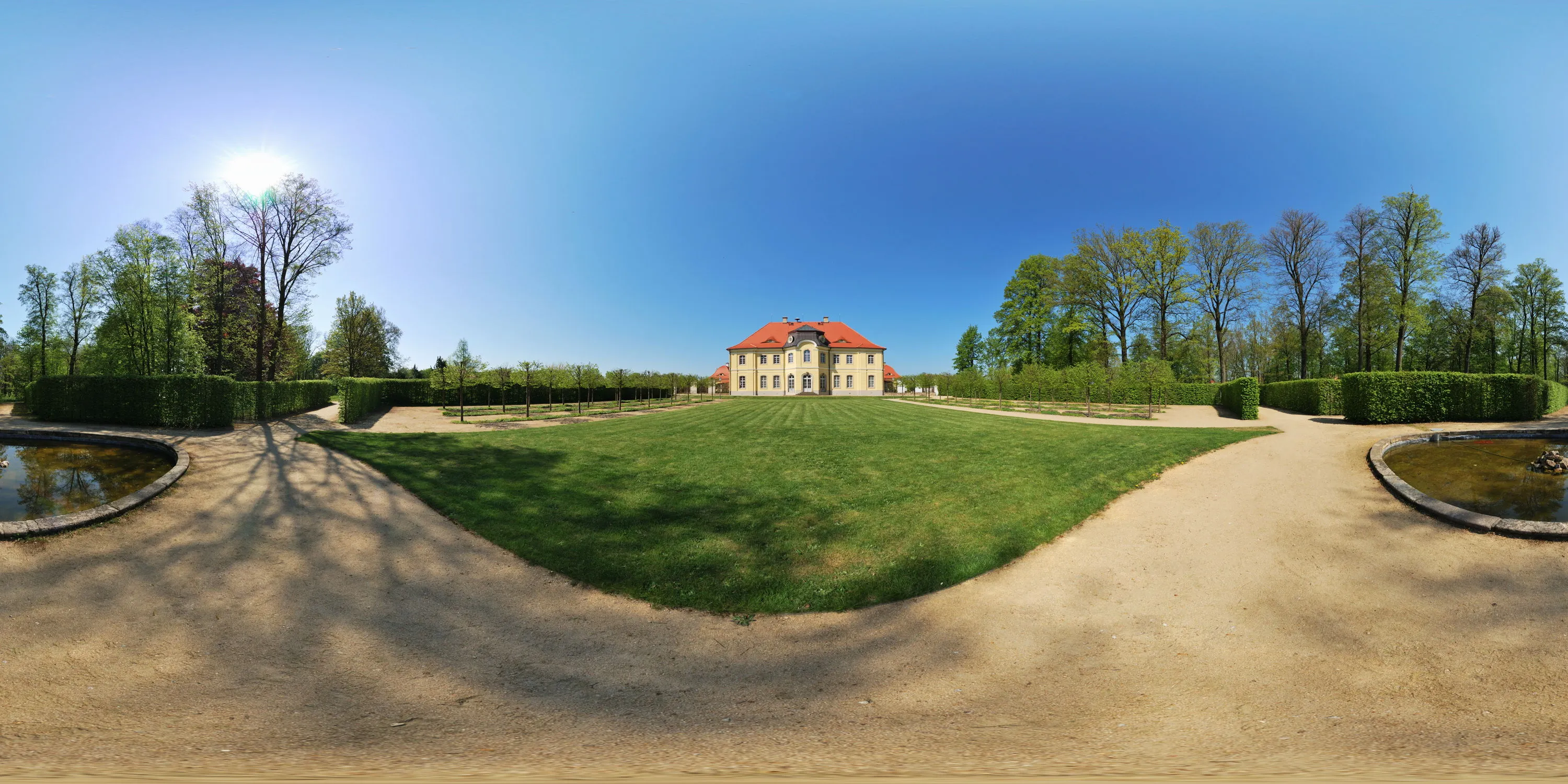 360 Grad Panorama Ansicht: Schloß Königshain Ostseite in Königshainer Berge