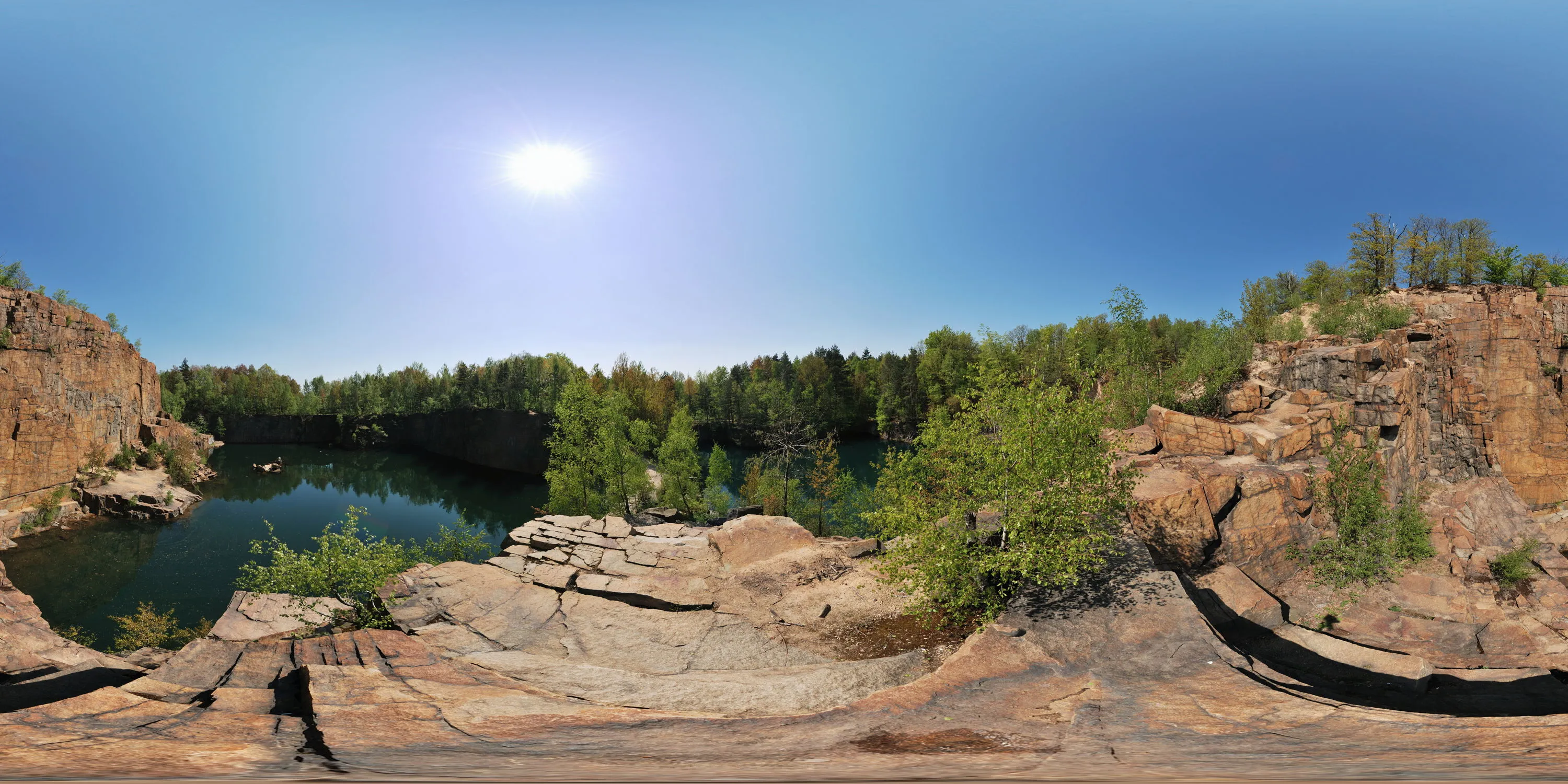 360 Grad Panorama Ansicht: Steinbruch in Königshainer Berge