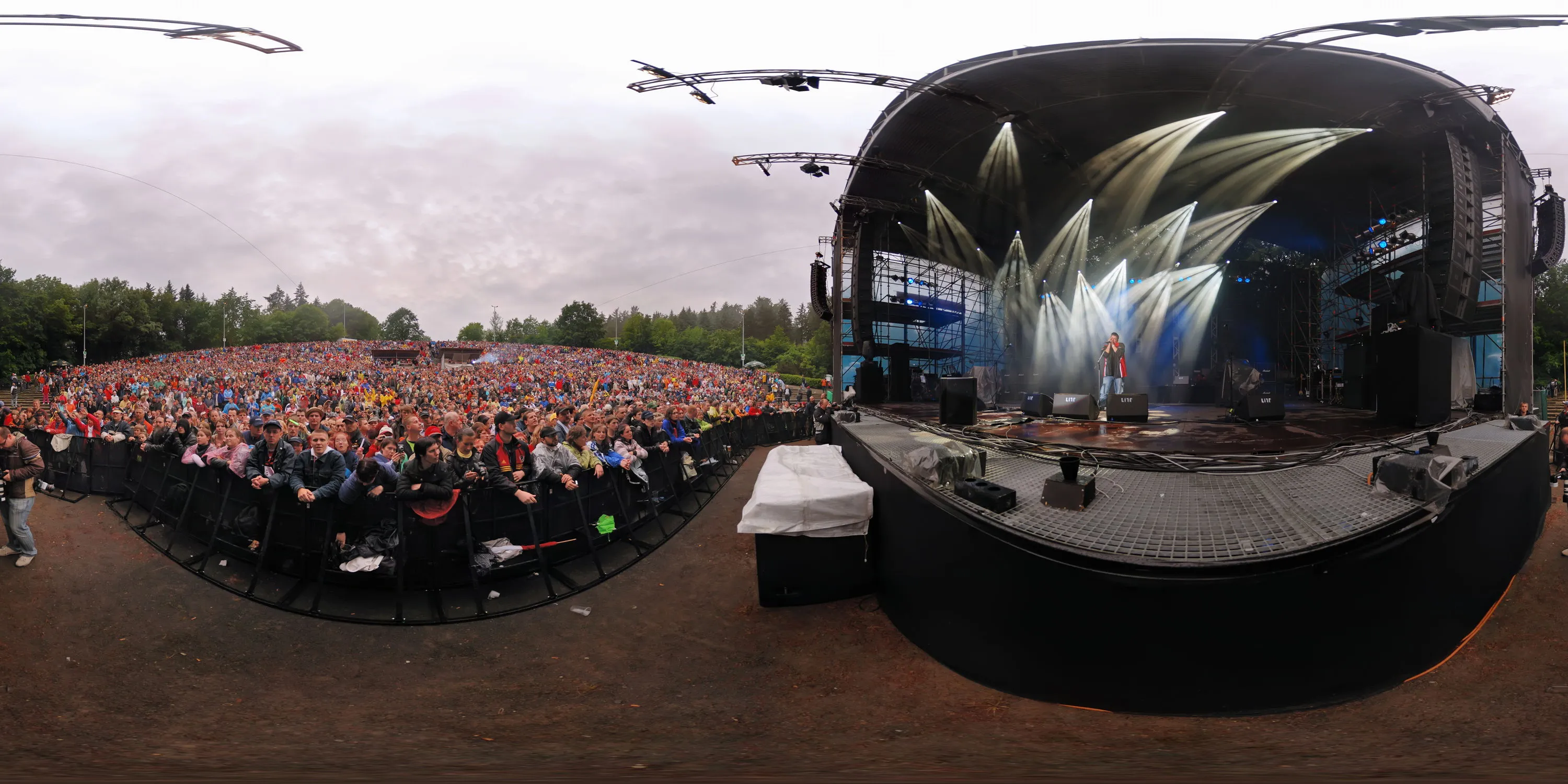 360 Grad Panorama Ansicht: Michael Hirte auf der Hutbergbühne 2009 in Kamenz