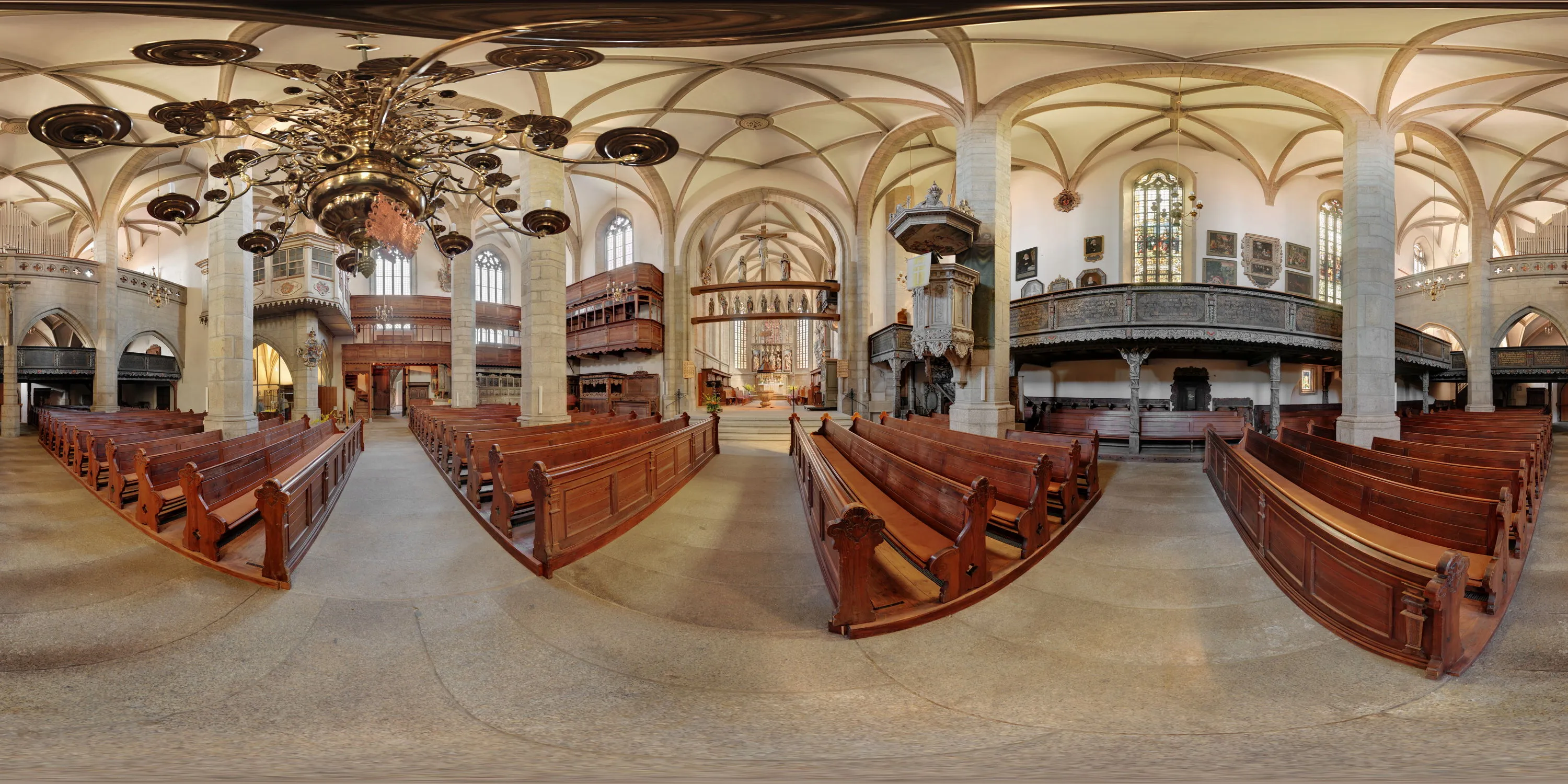 360 Grad Panorama Ansicht: Hauptschiff Hauptkirche St. Marien in Kamenz
