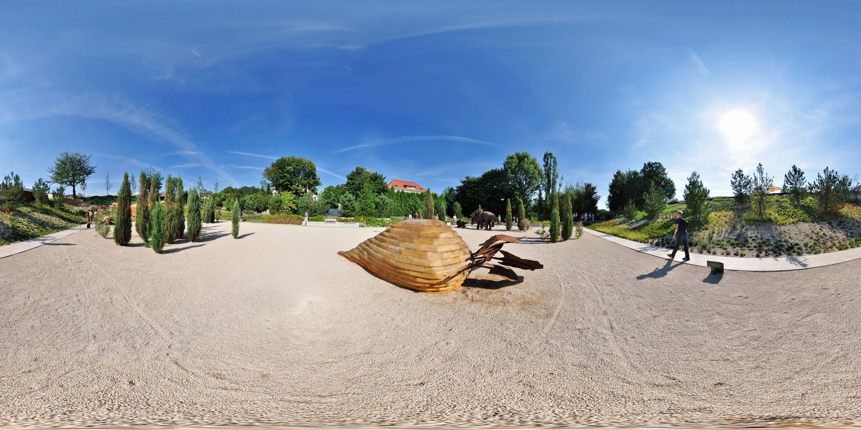 360 Grad Panorama Ansicht: Sauriergarten in 6. Sächsische Landesgartenschau in Löbau