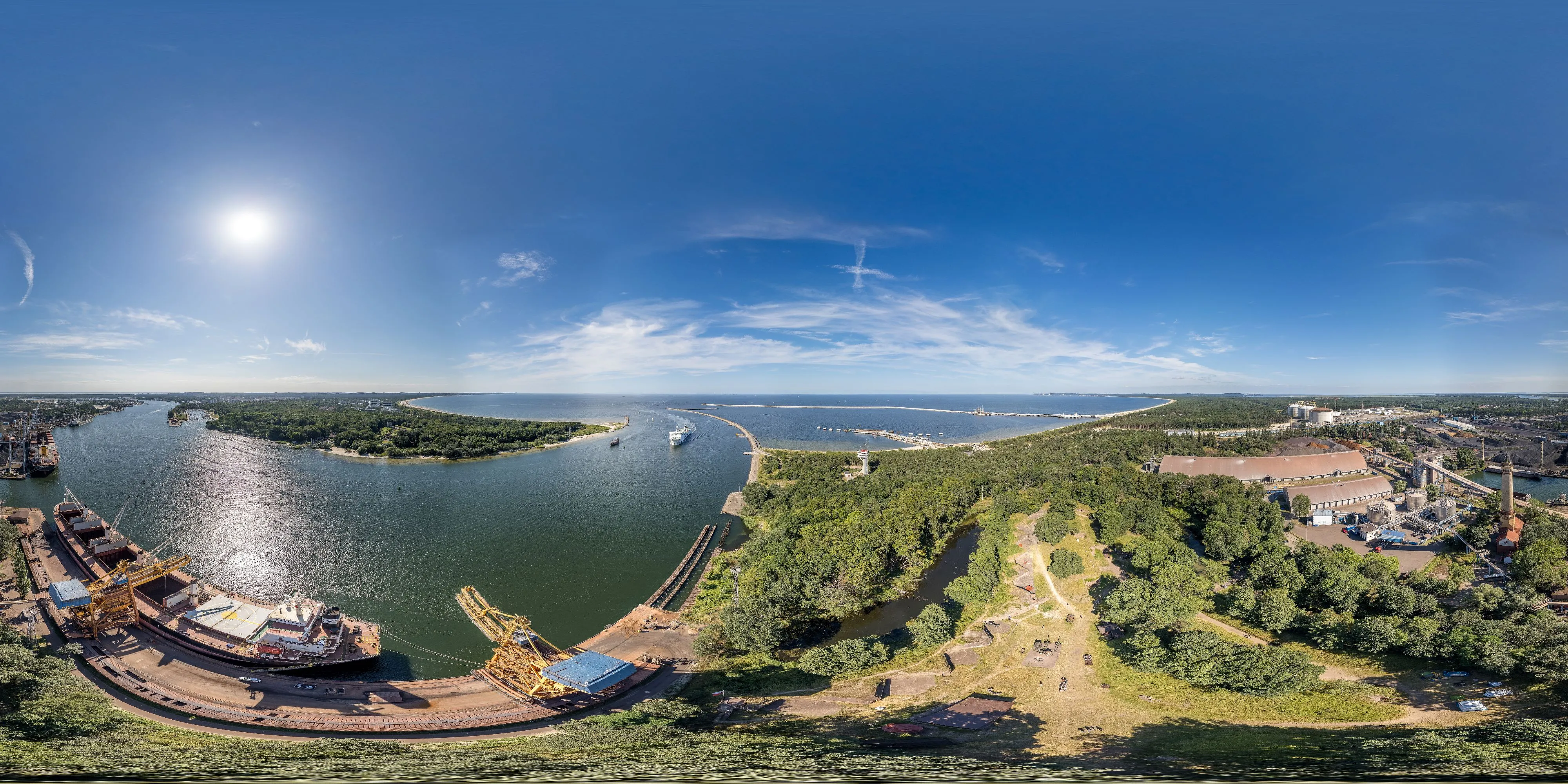 360 Grad Panorama Ansicht: Leuchtturm Swinemünde in Polen