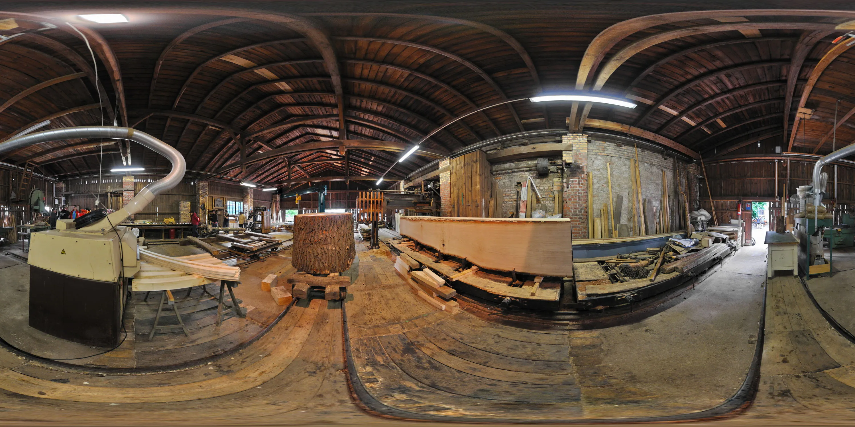 360 Grad Panorama Ansicht: Mühlradwelle für die Niedermühle in Sägemühle und Schleiferei Schade in Wasserkretscham