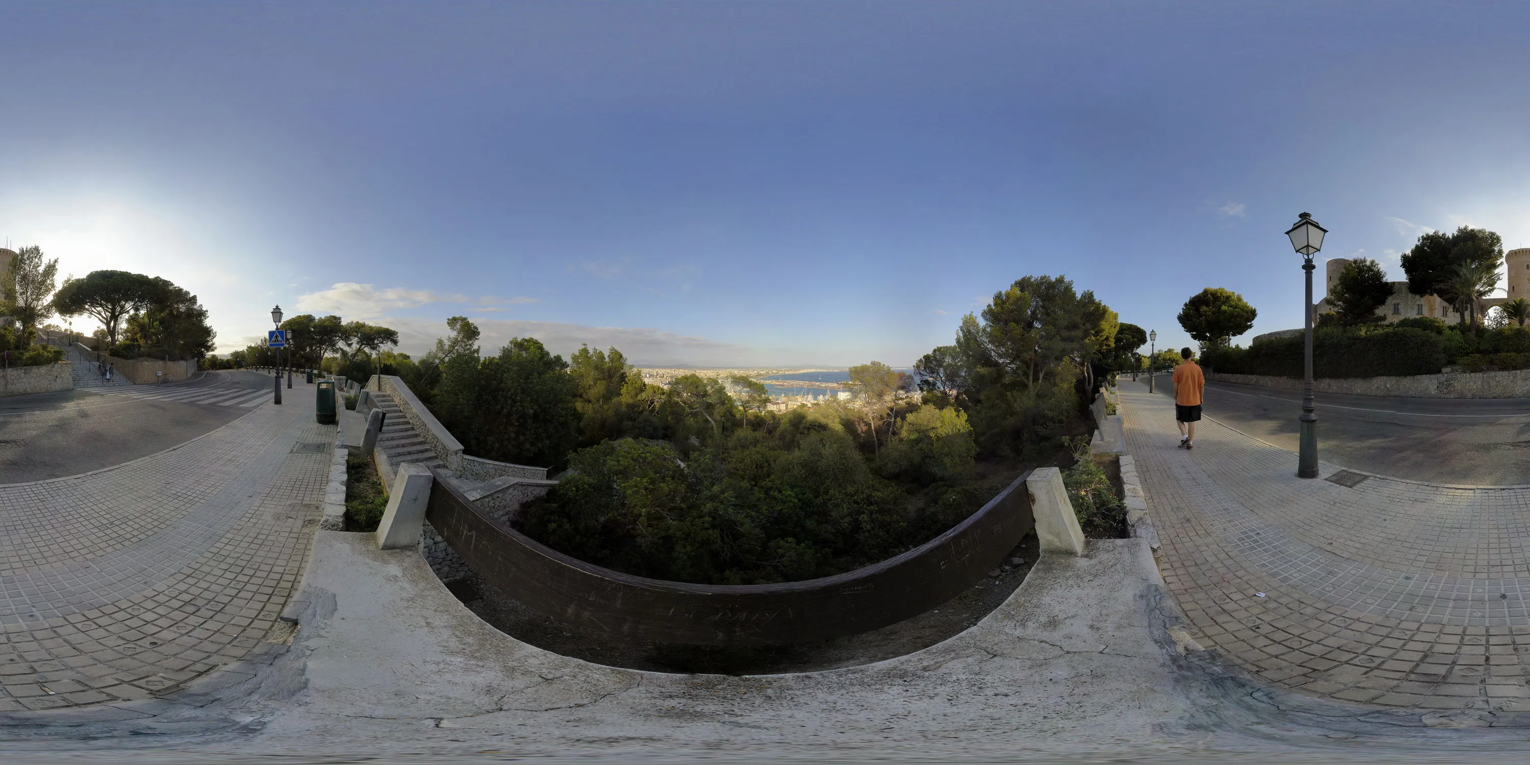 360 Grad Panorama Ansicht: Castell de Bellver - Blick auf Palma in Palma