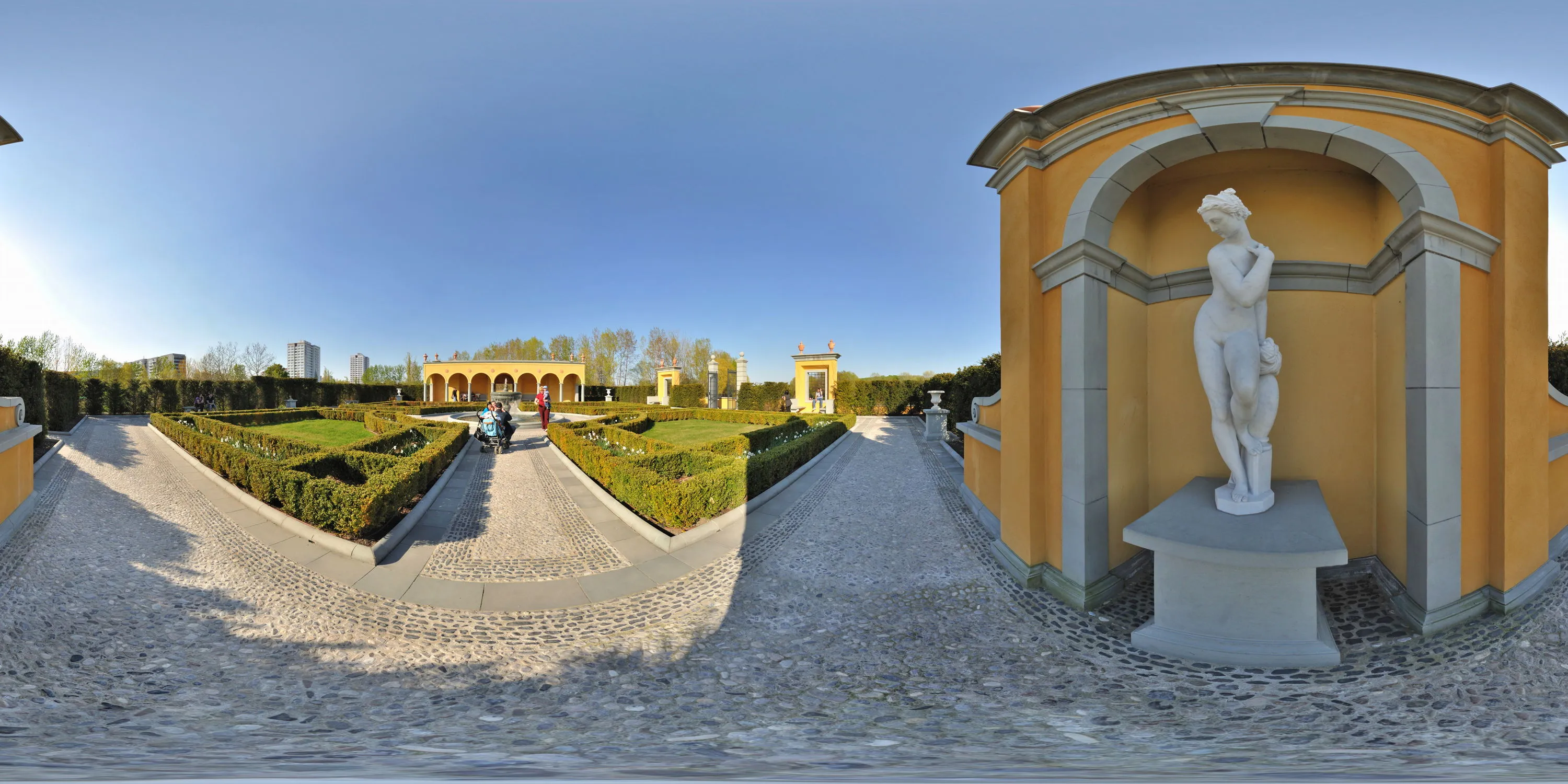 360 Grad Panorama Ansicht: Italienischer Garten 2 in Erholungspark Marzahn