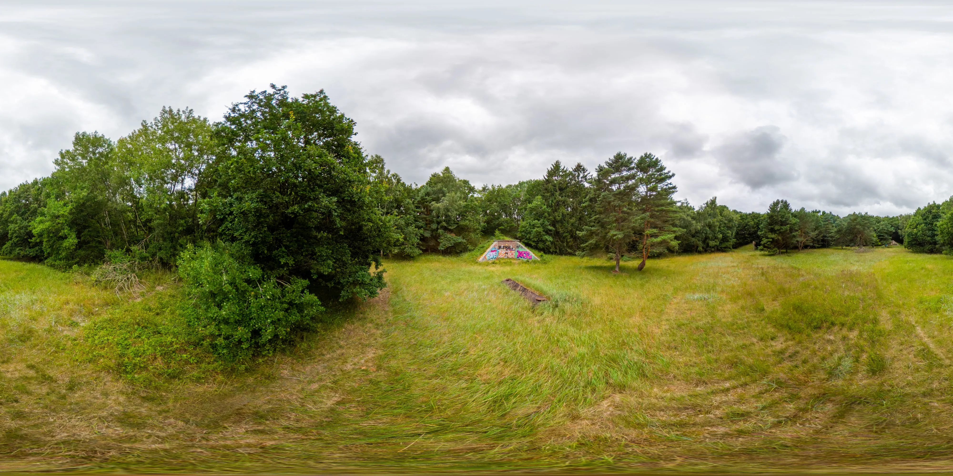 360° Panorama Ansicht: Peenemünde - Prüfstand XI - Bunker im Ringwall
