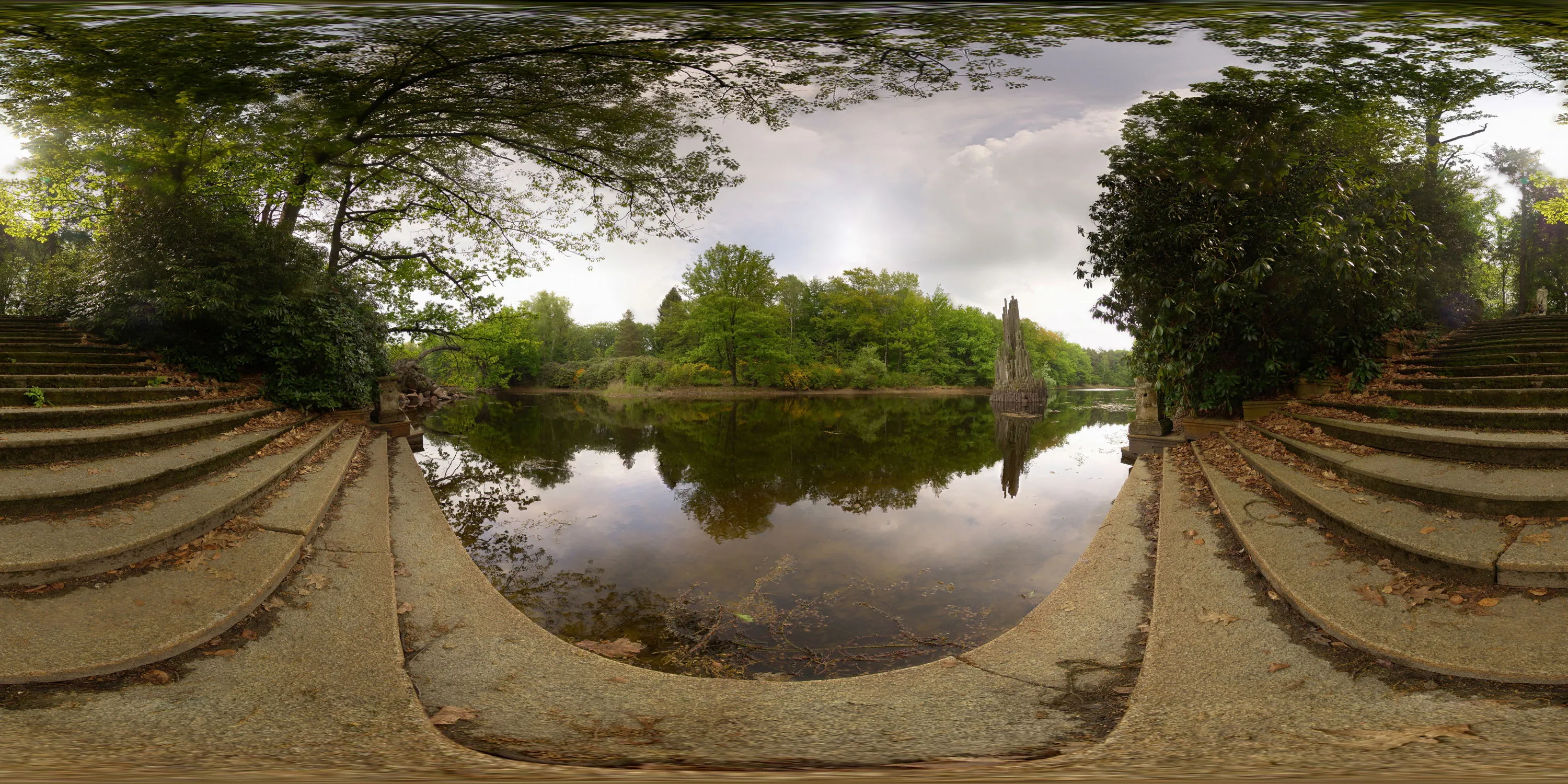 360 Grad Panorama Ansicht: Rakotzbrücke 2 in Kromlauer Park