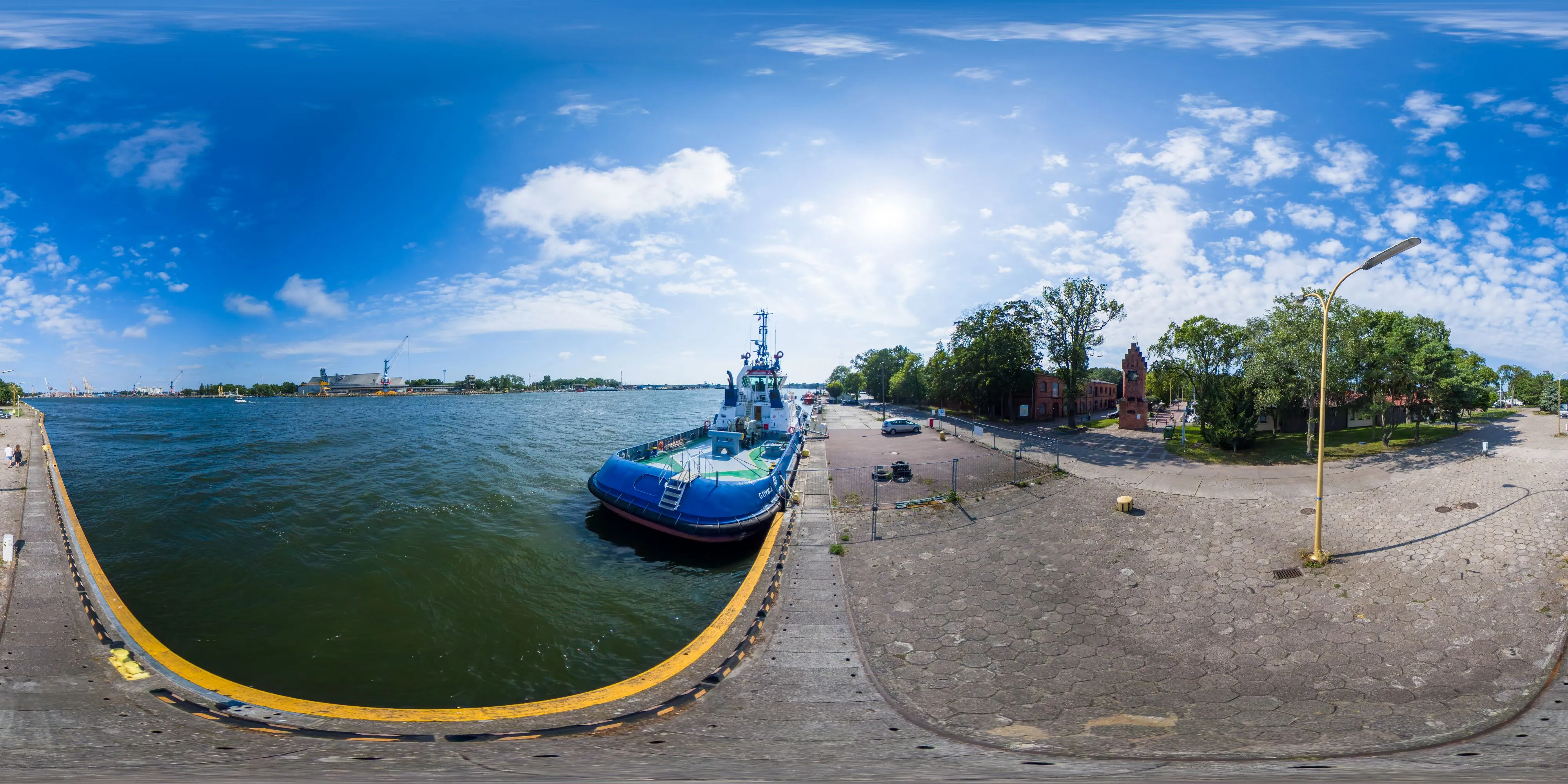 360° Panorama Ansicht: Swinemünde - Hafenschlepper