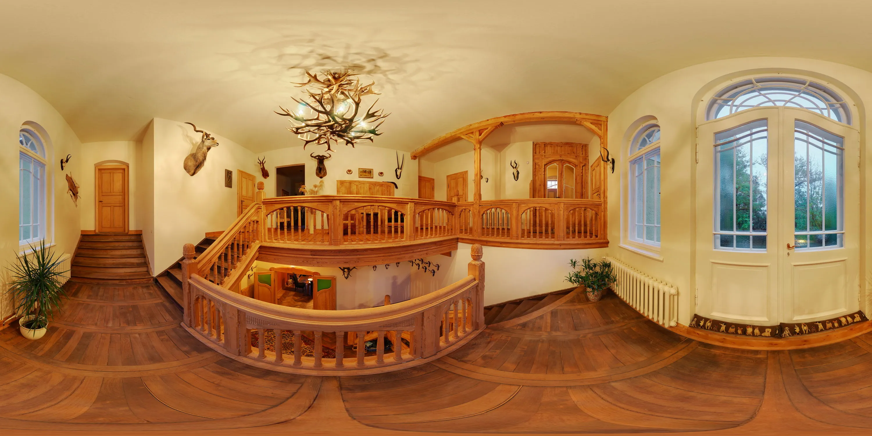 360 Grad Panorama Ansicht: Treppenhaus 1 in Schloß Halbendorf