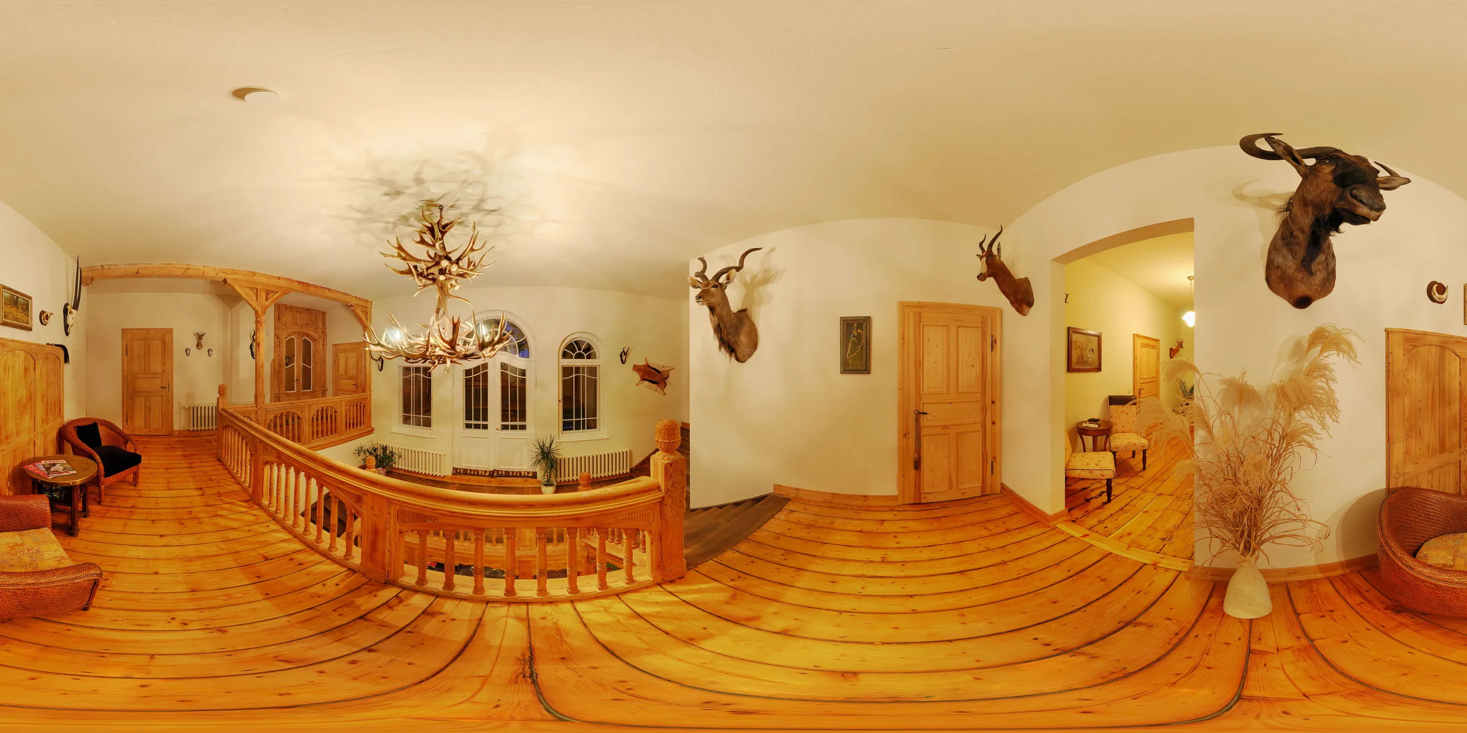 360 Grad Panorama Ansicht: Treppenhaus 2 in Schloß Halbendorf