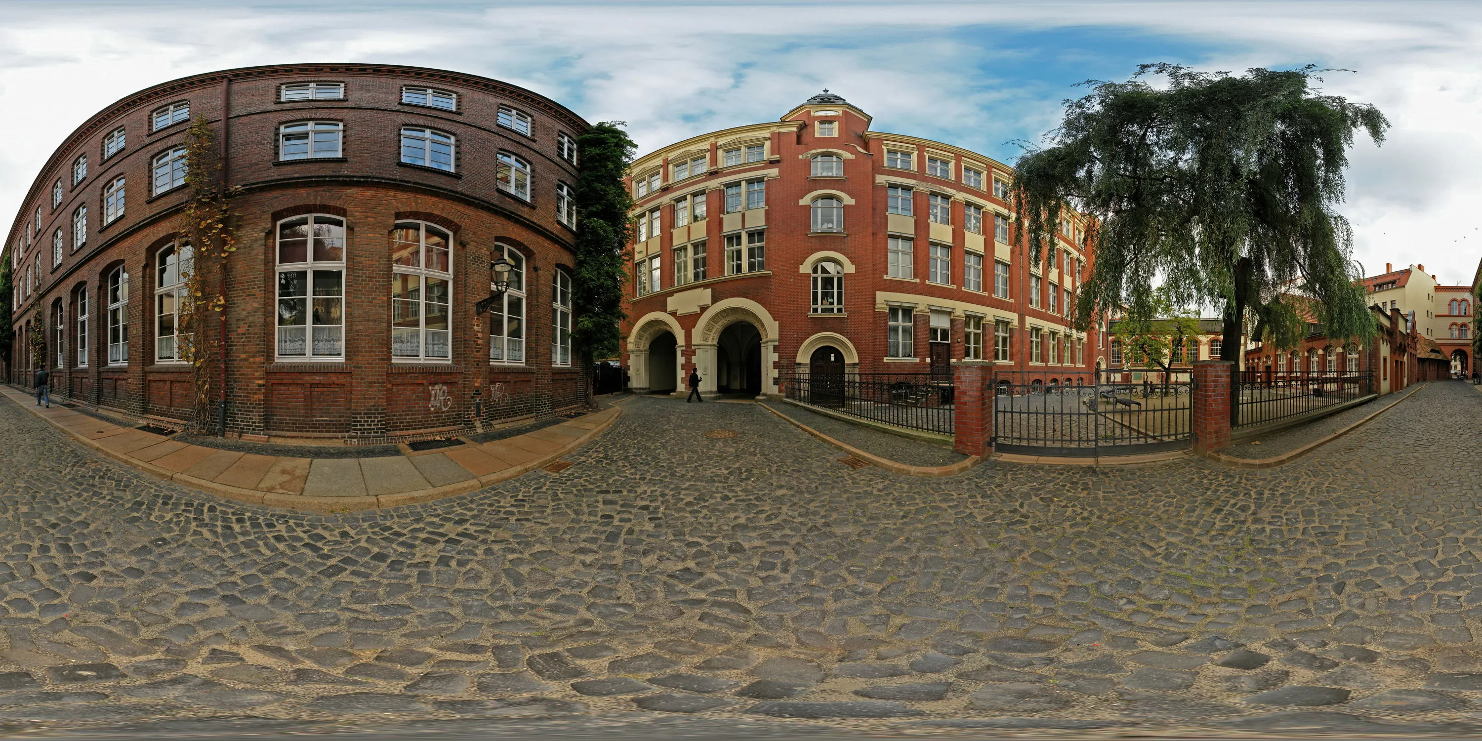 360 Grad Panorama Ansicht: Schule in Görlitz
