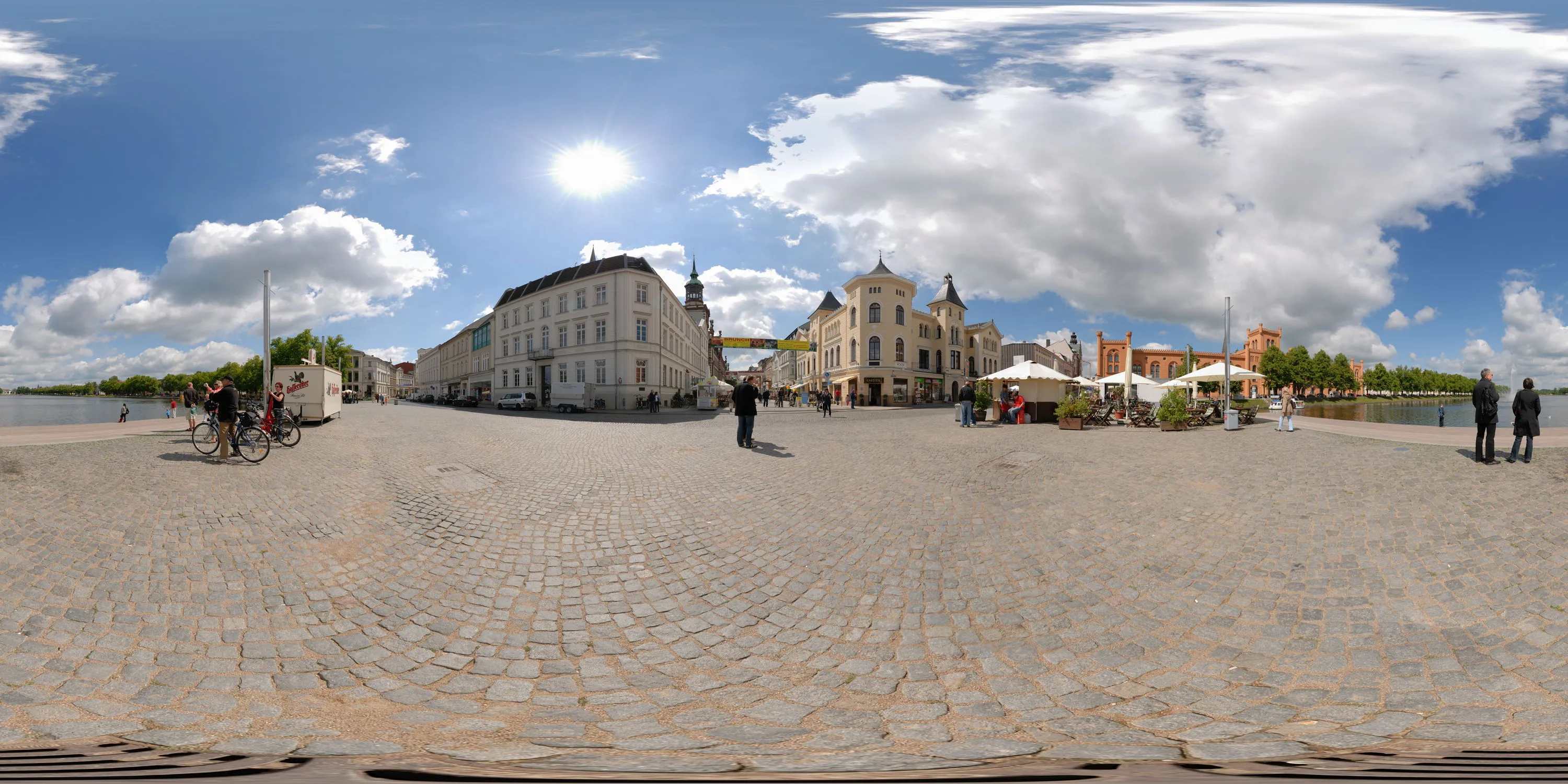360 Grad Panorama Ansicht: Pfaffenteich in Schwerin