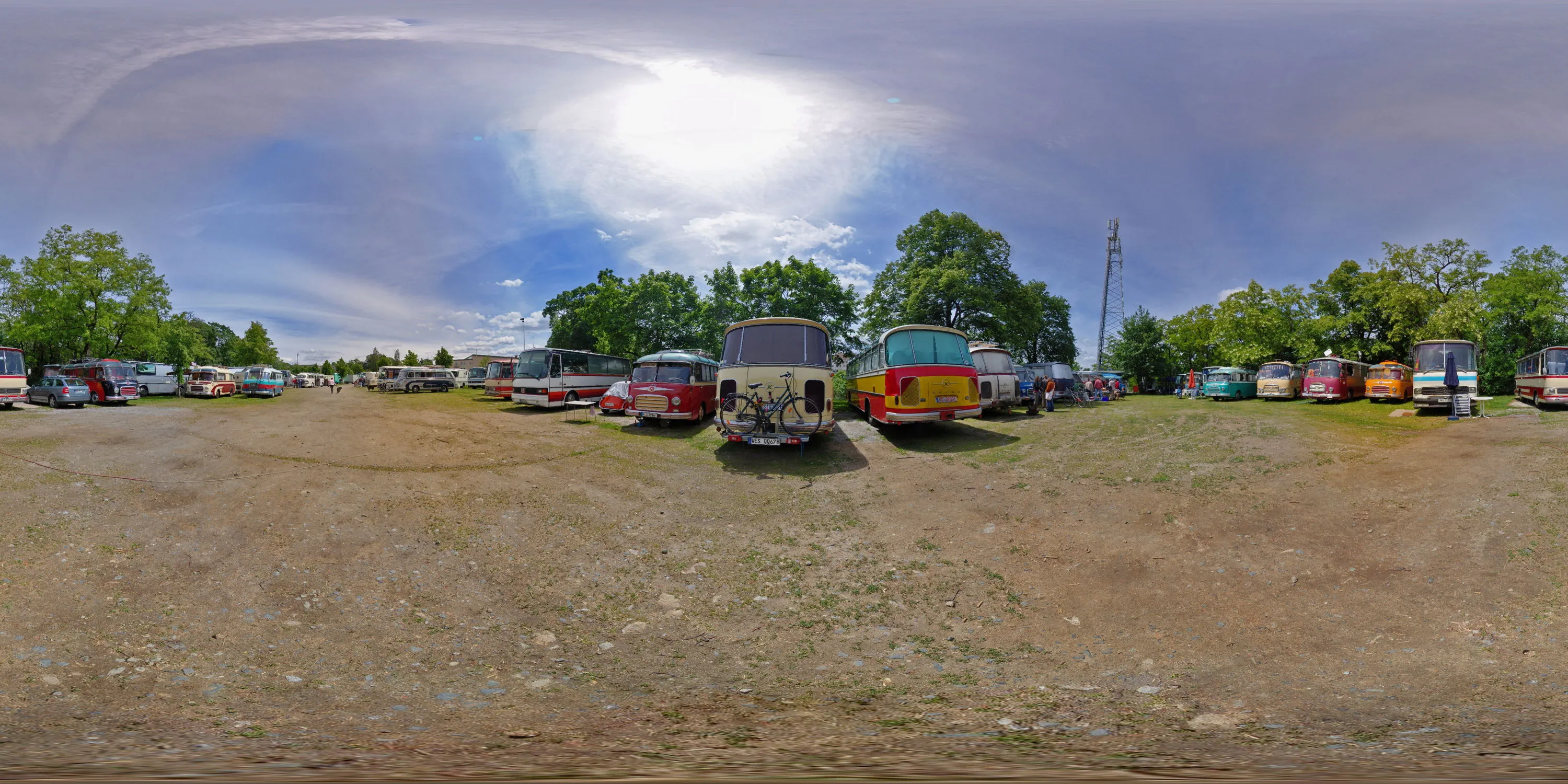 360 Grad Panorama Ansicht: Setra Bustreffen in Frühling 06