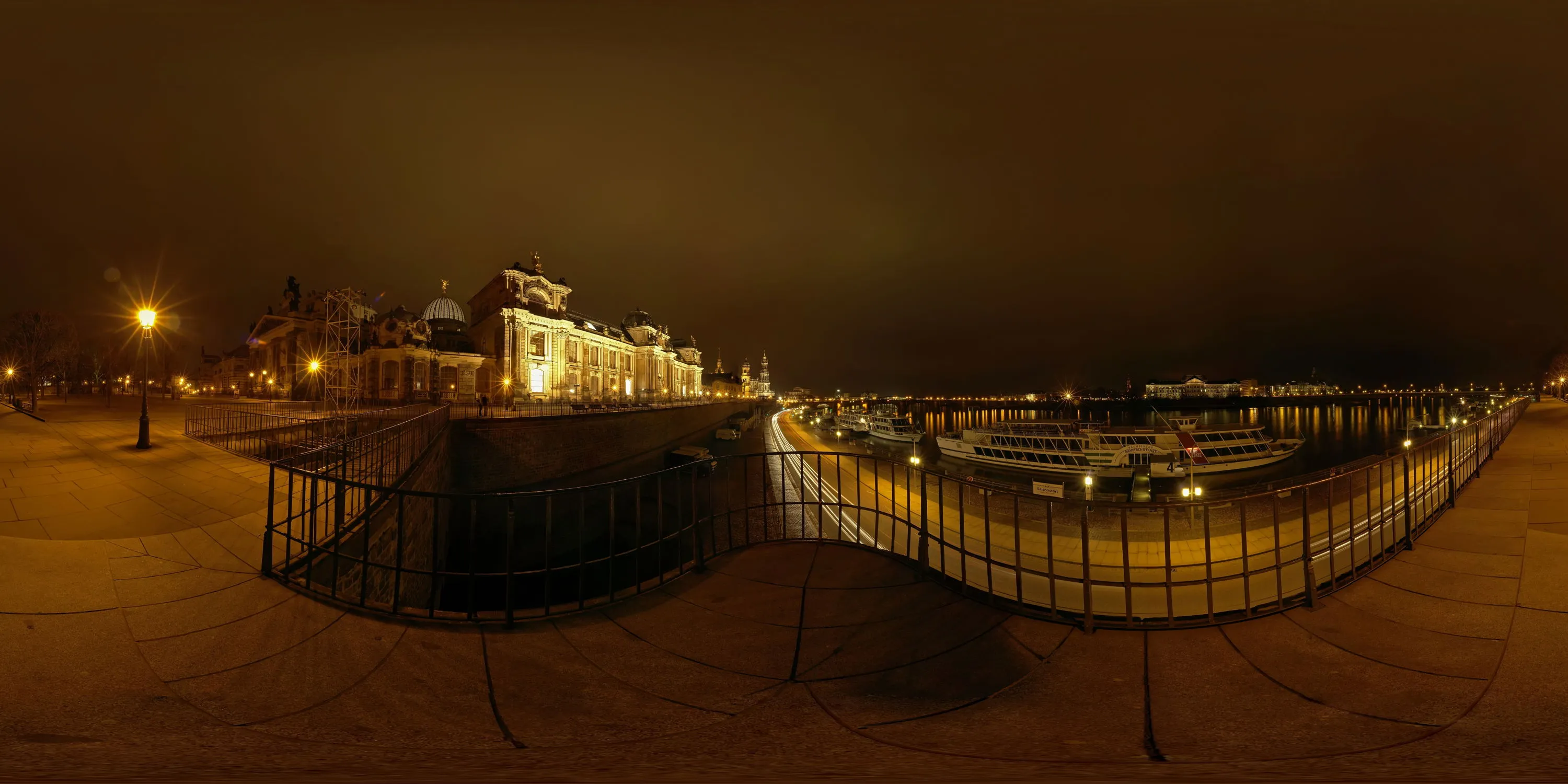 360 Grad Panorama Ansicht: Terrassenufer in Winter 2007