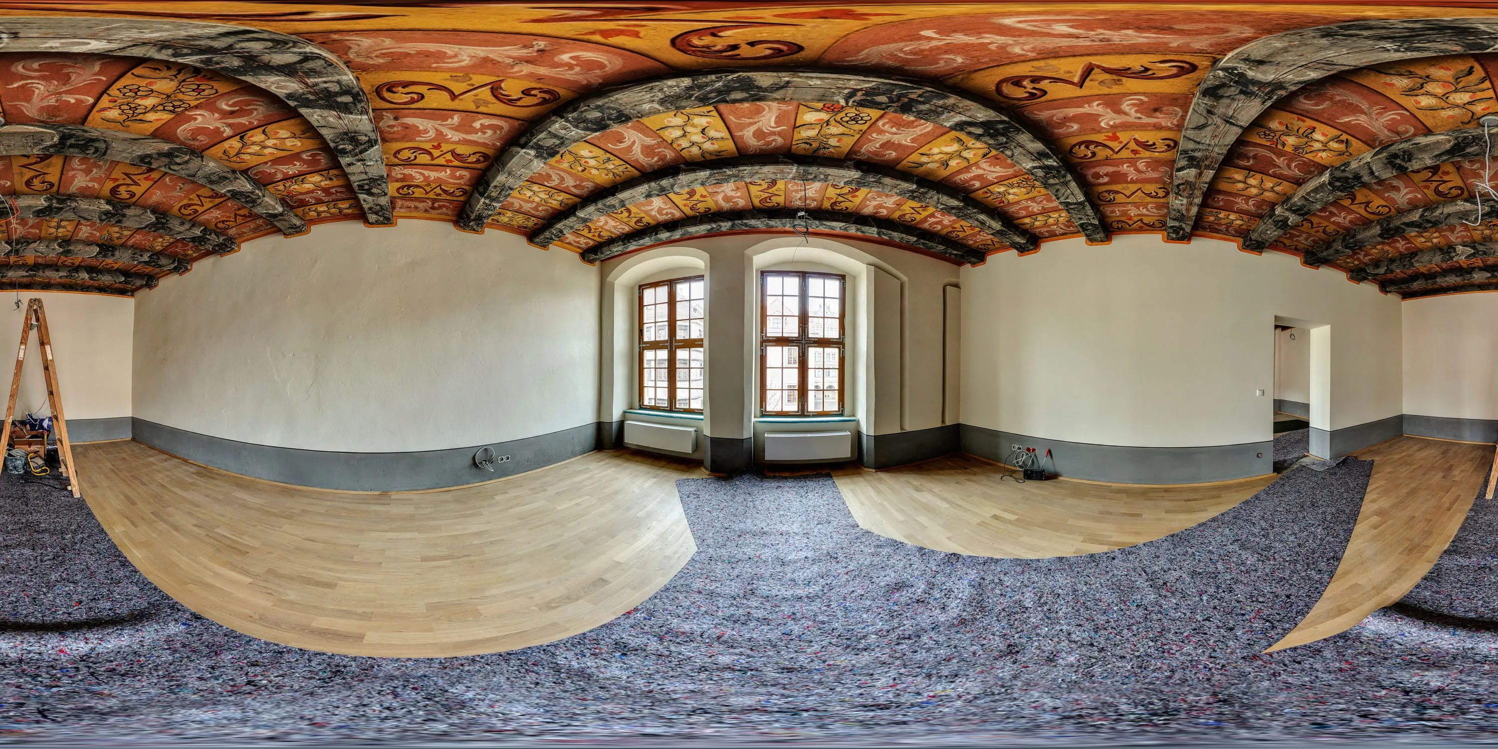 360 Grad Panorama Ansicht: Haus Untermarkt 25 - Raum mit bemalter Holzdecke in Görlitz