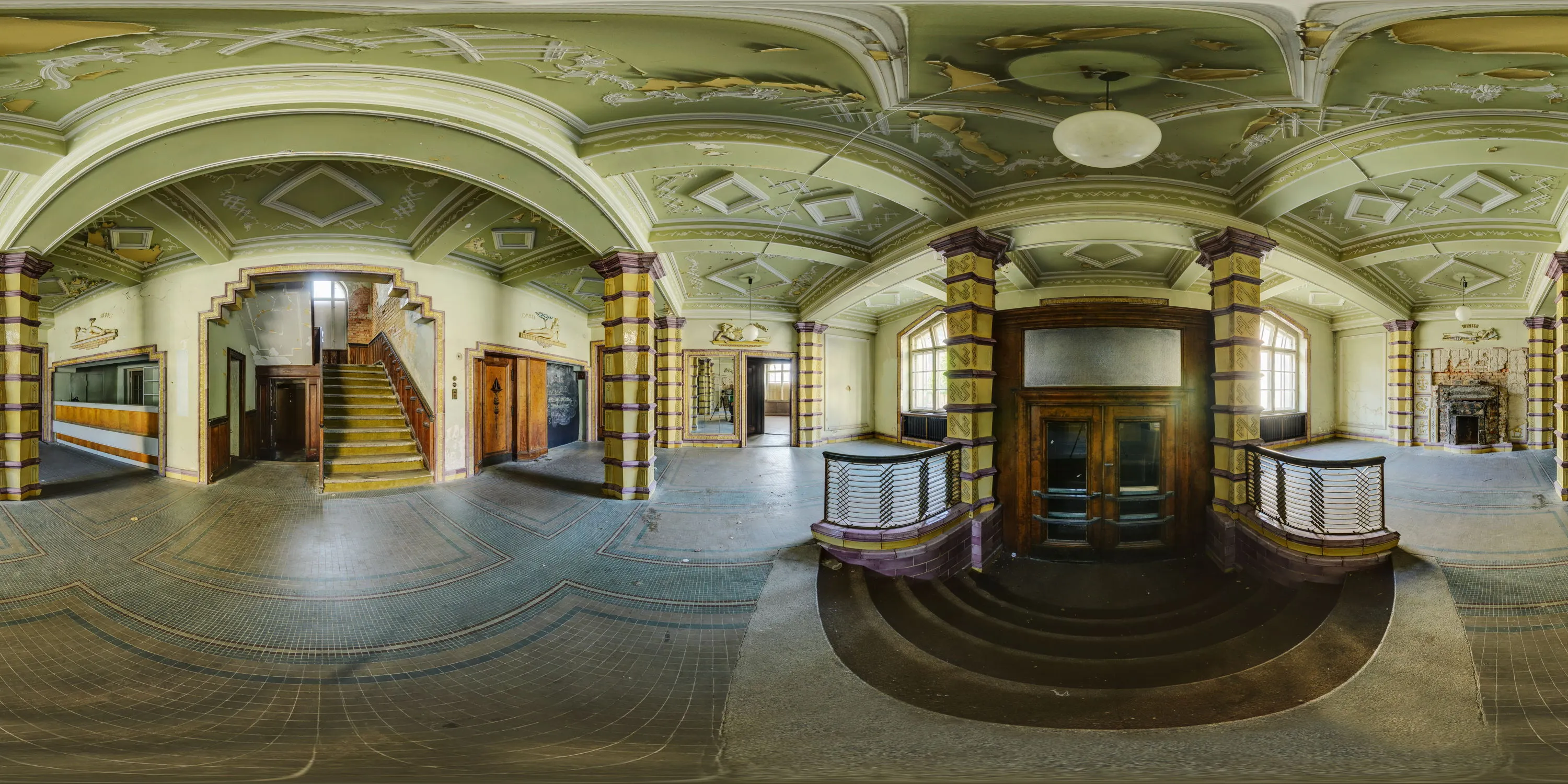 360 Grad Panorama Ansicht: Hotel Vier Jahreszeiten - Eingangshalle 2 in Görlitz