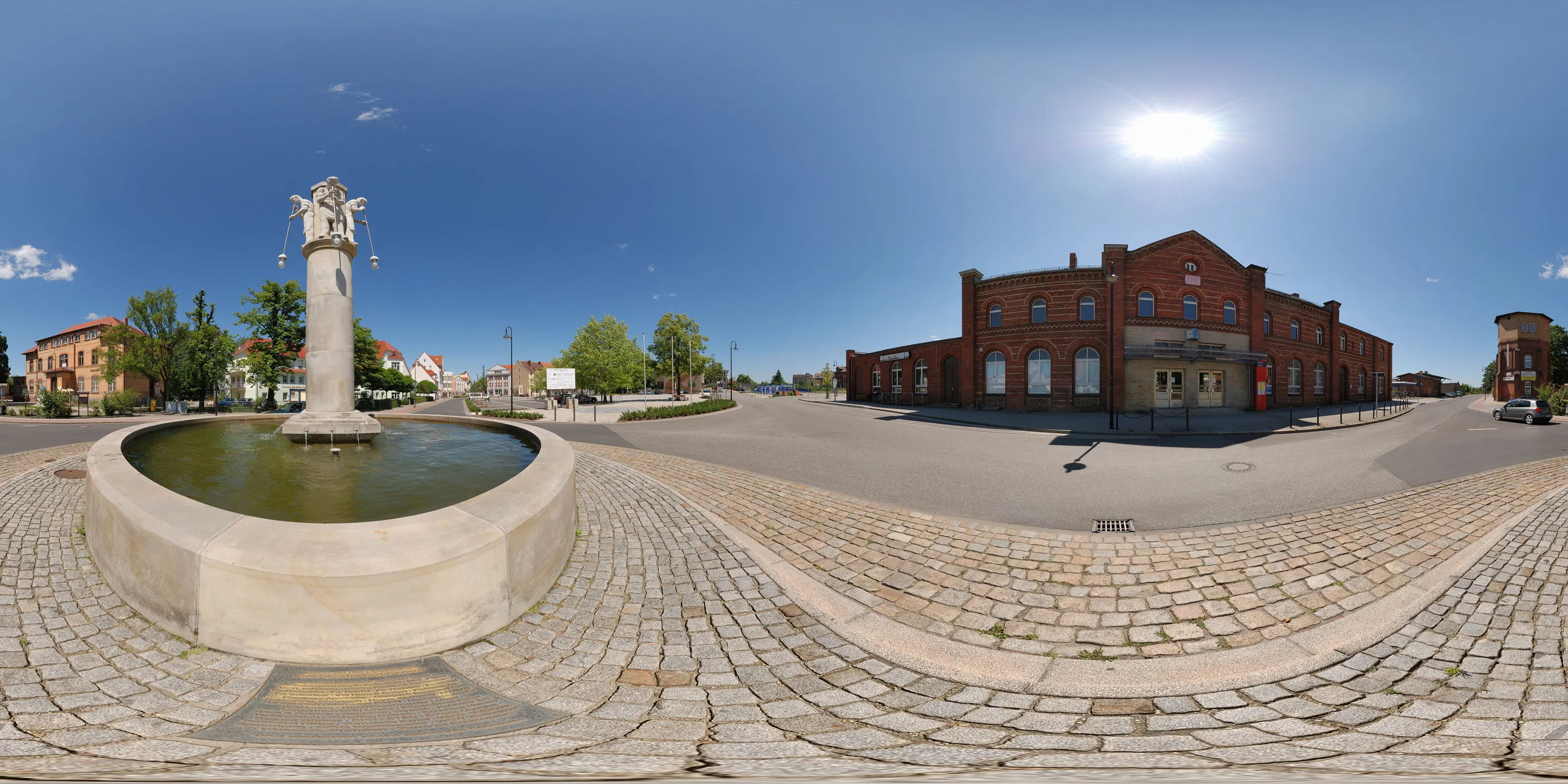 360 Grad Panorama Ansicht: Glasbläserbrunnen in Weißwasser