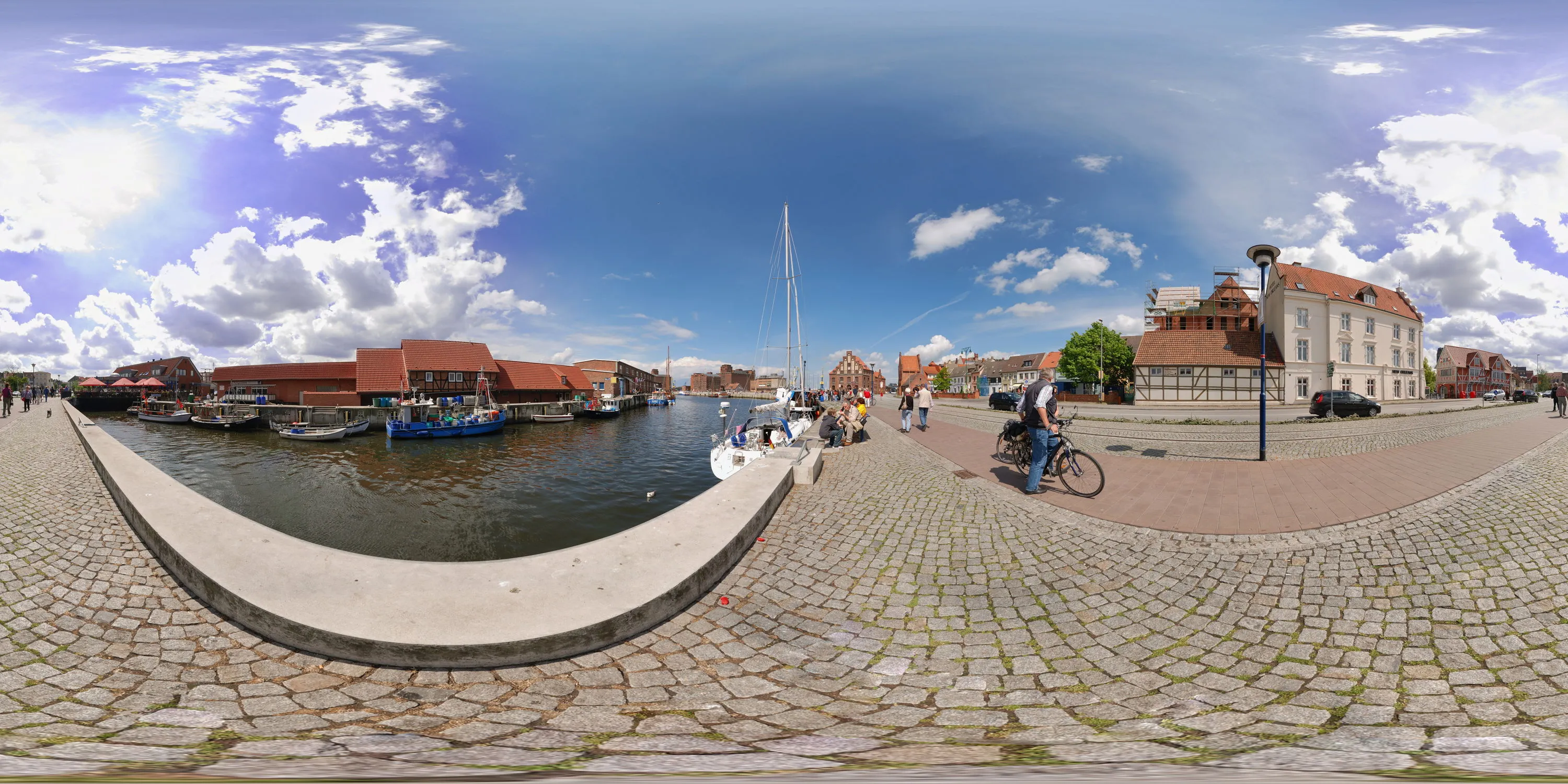 360 Grad Panorama Ansicht: Fischereihafen in Wismar