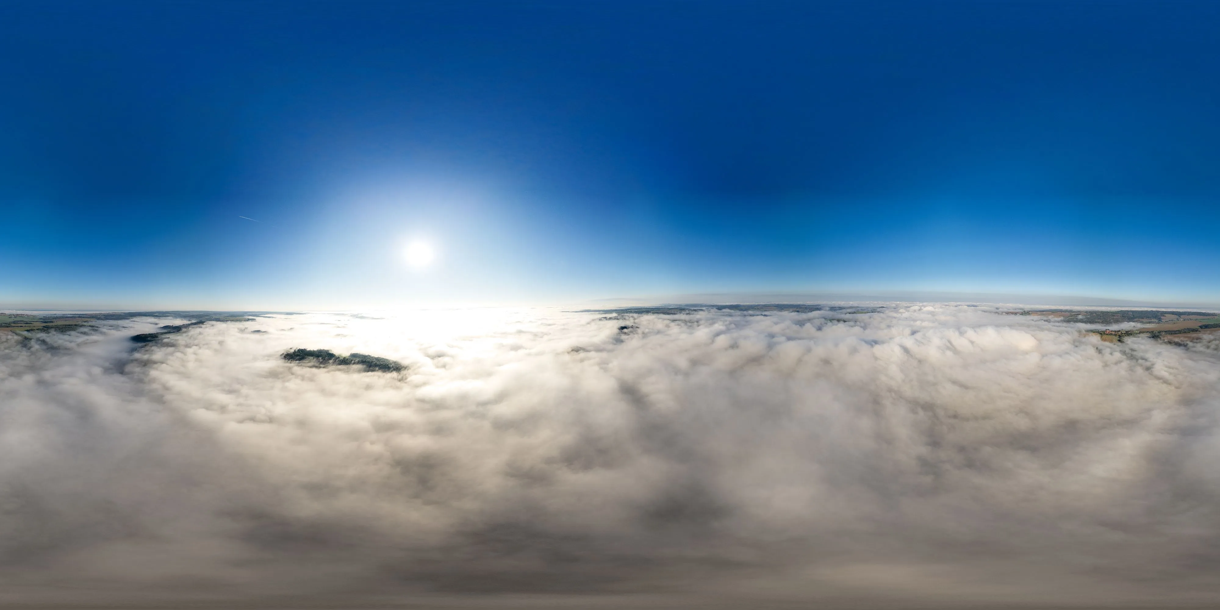360 Grad Panorama Ansicht: Ziegenrück unter dickem Nebel in Ziegenrück