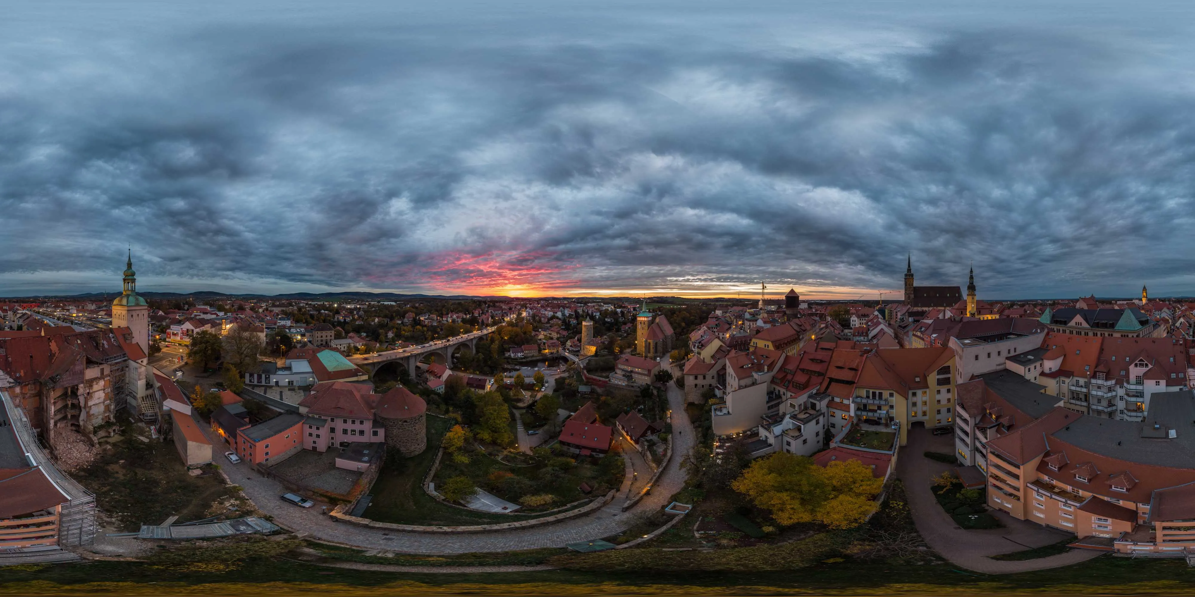360 Grad Panorama Ansicht: Mühltorgasse - Abendstimmung über Bautzen in Herbst 2018