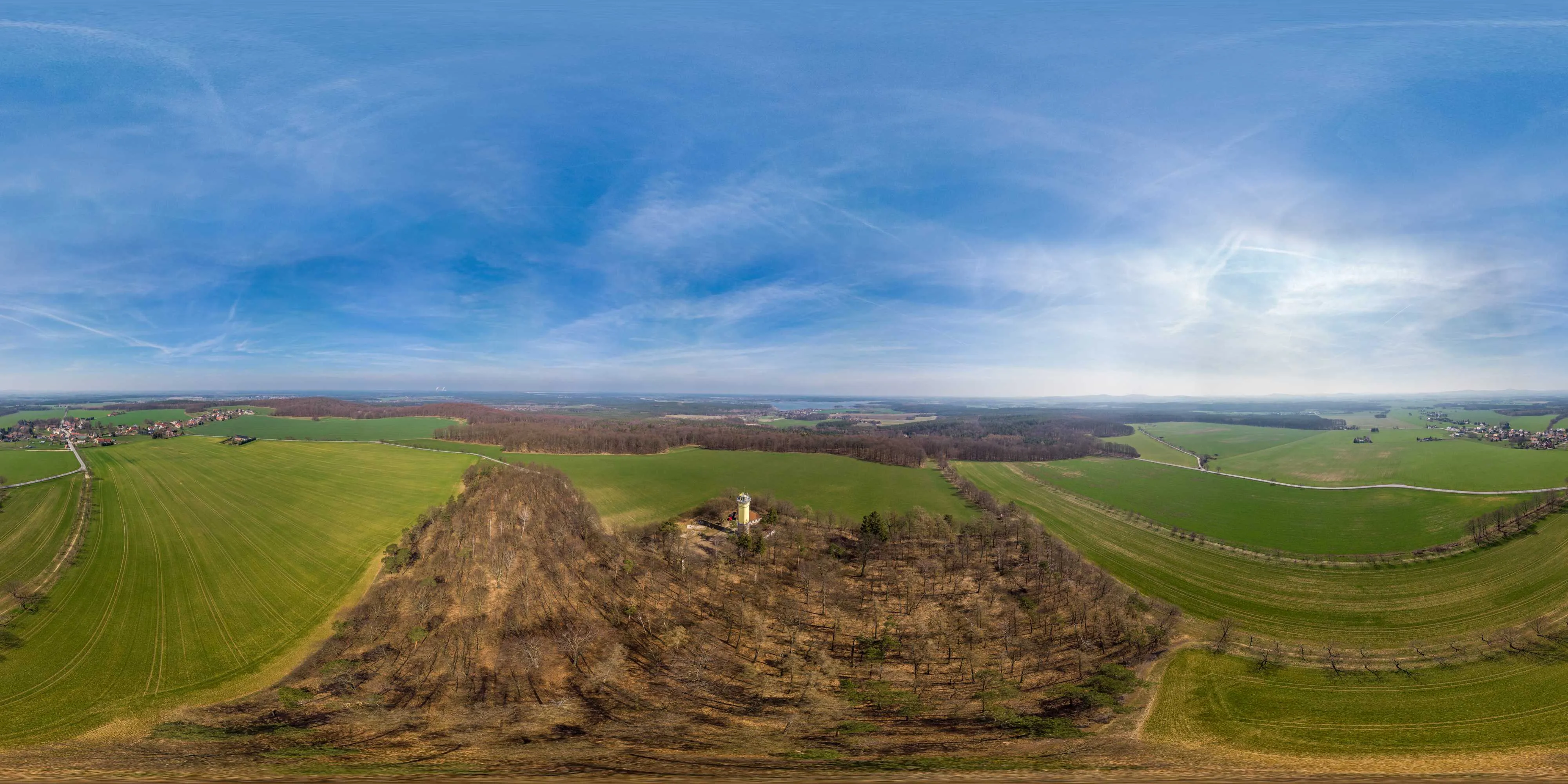 360 Grad Panorama Ansicht: Monumentberg (293m ü.NN) bei Groß Radisch in Oberlausitz
