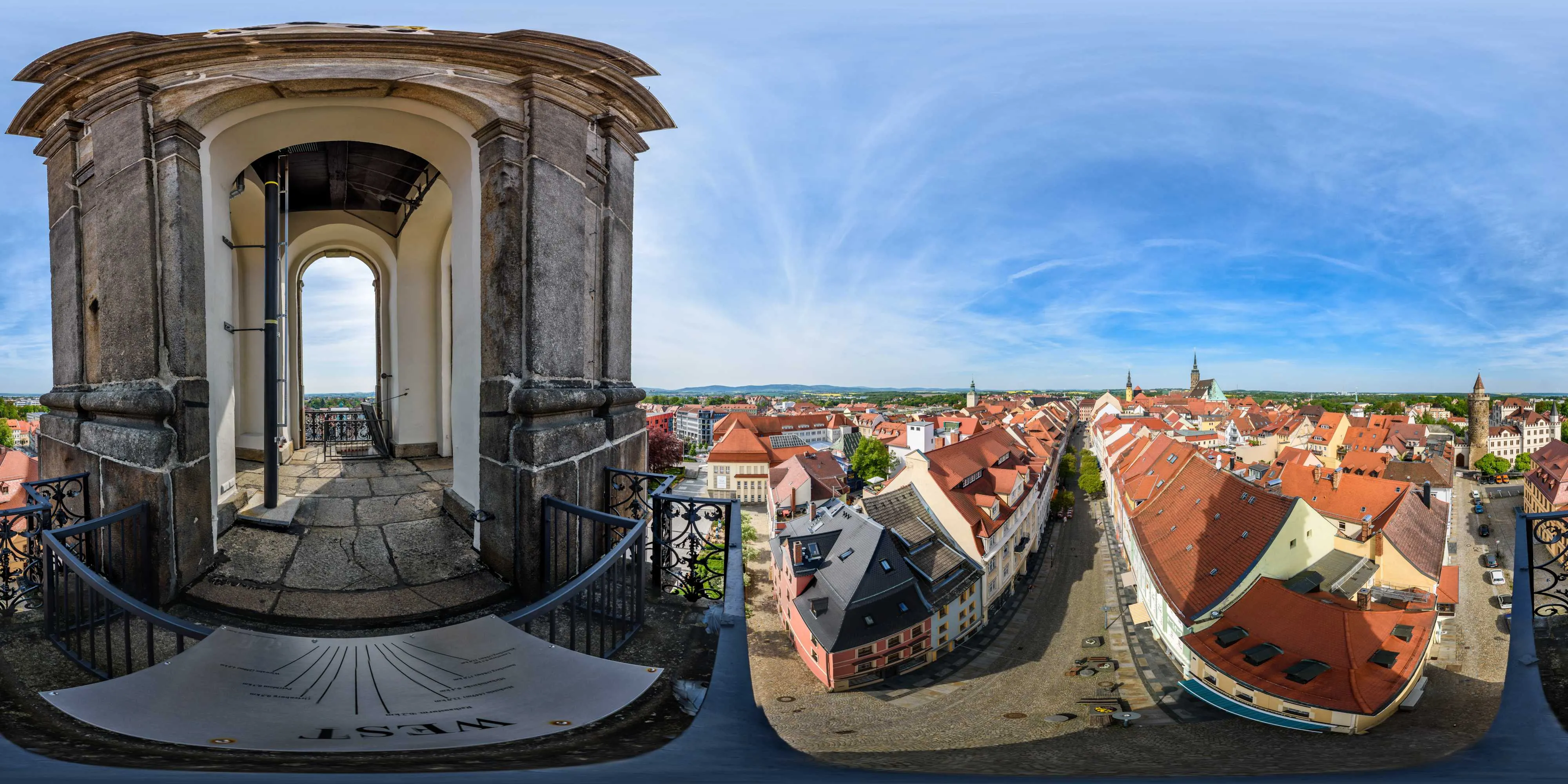 360 Grad Panorama Ansicht: Reichenturm - Westaussicht in Frühling 2018