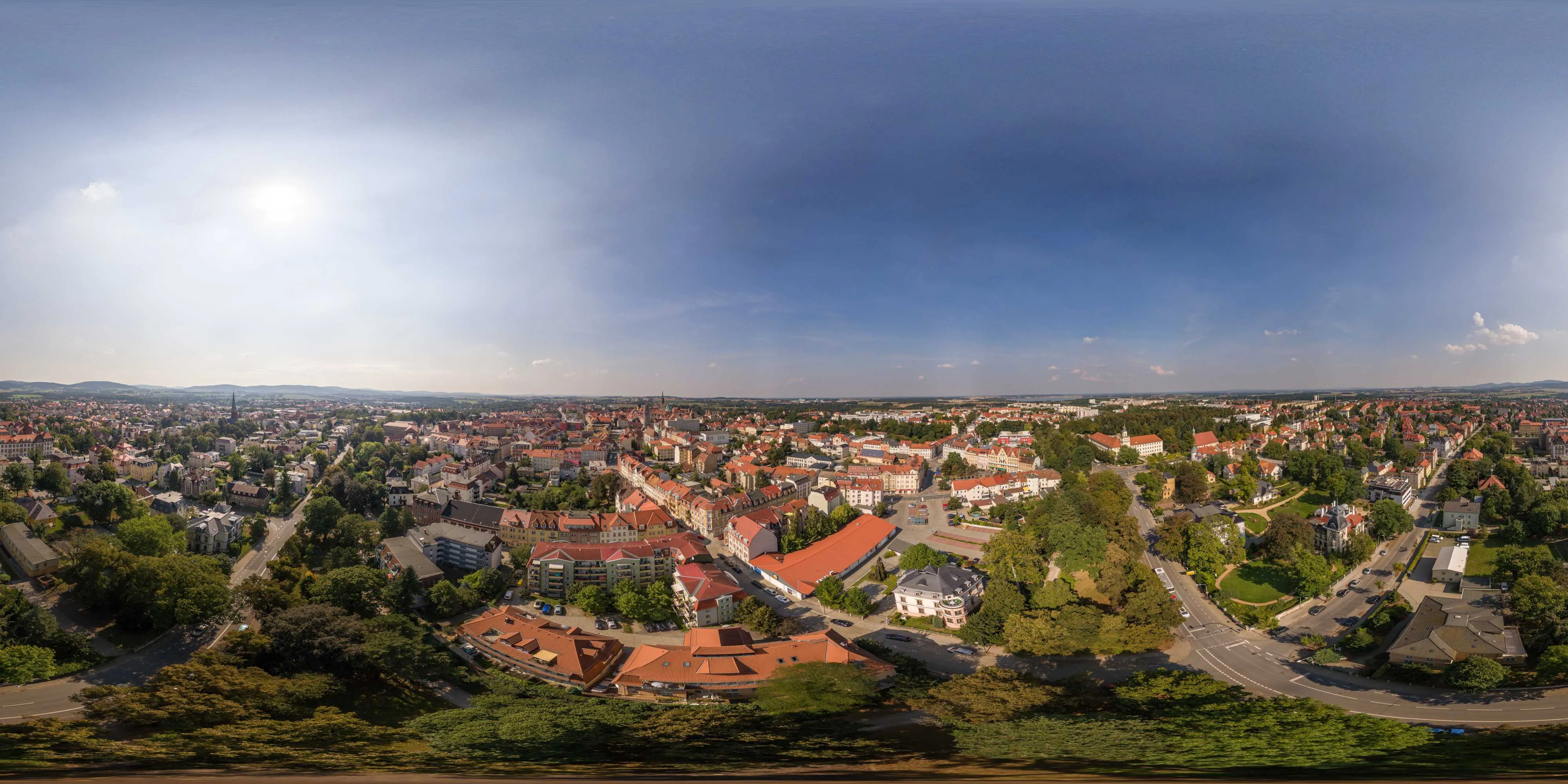 360 Grad Panorama Ansicht: Luftpanorama - Villenviertel Bautzen in Frühling 2017