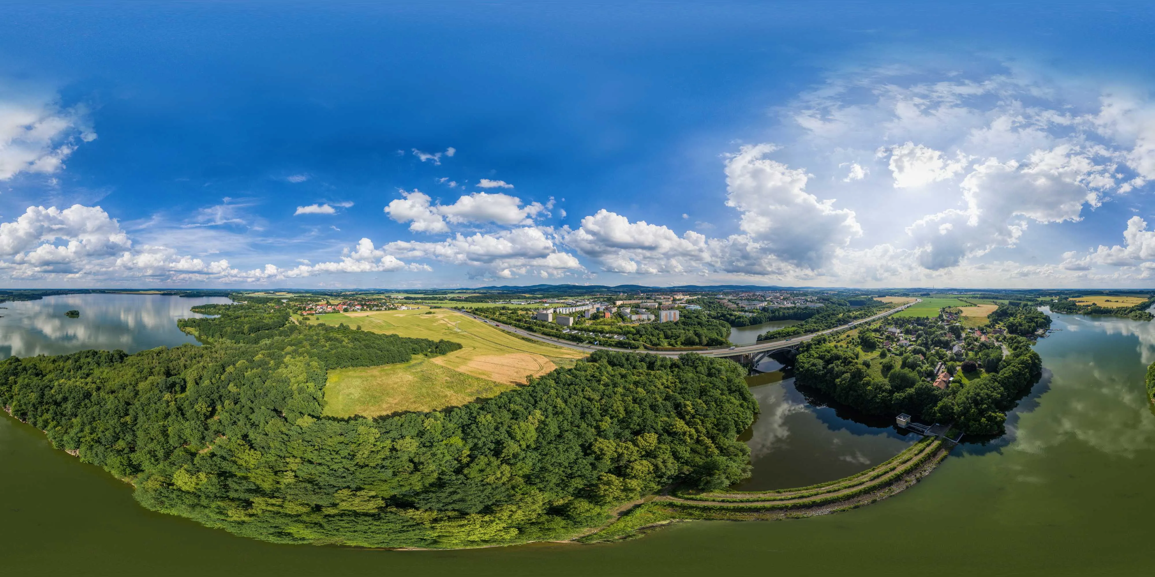 360 Grad Panorama Ansicht: Luftpanorama - Bautzener Stausee und Vorstau in Frühling 2016