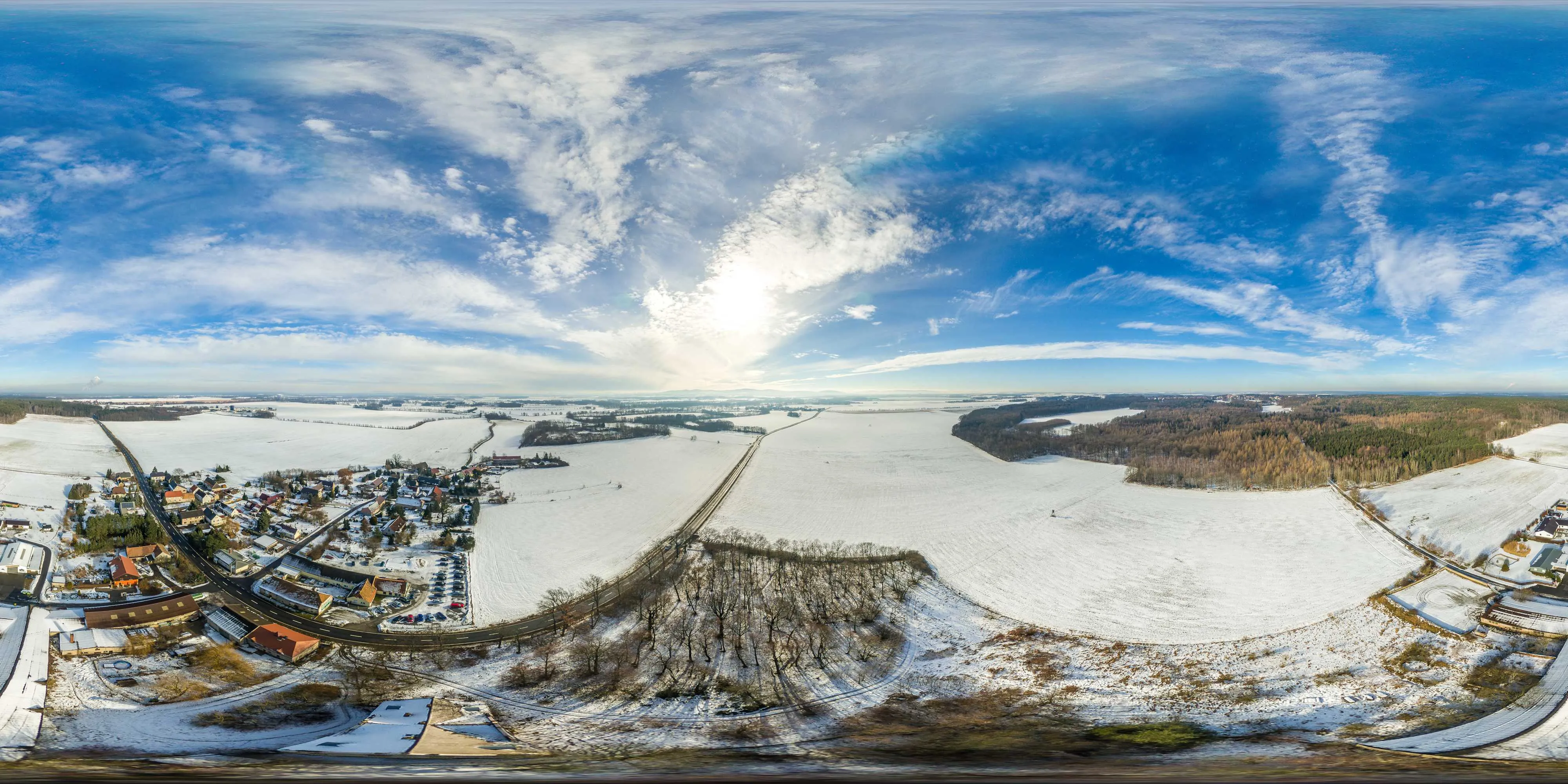 360 Grad Panorama Ansicht: Luftpanorama - Zschilichau in Oberlausitz