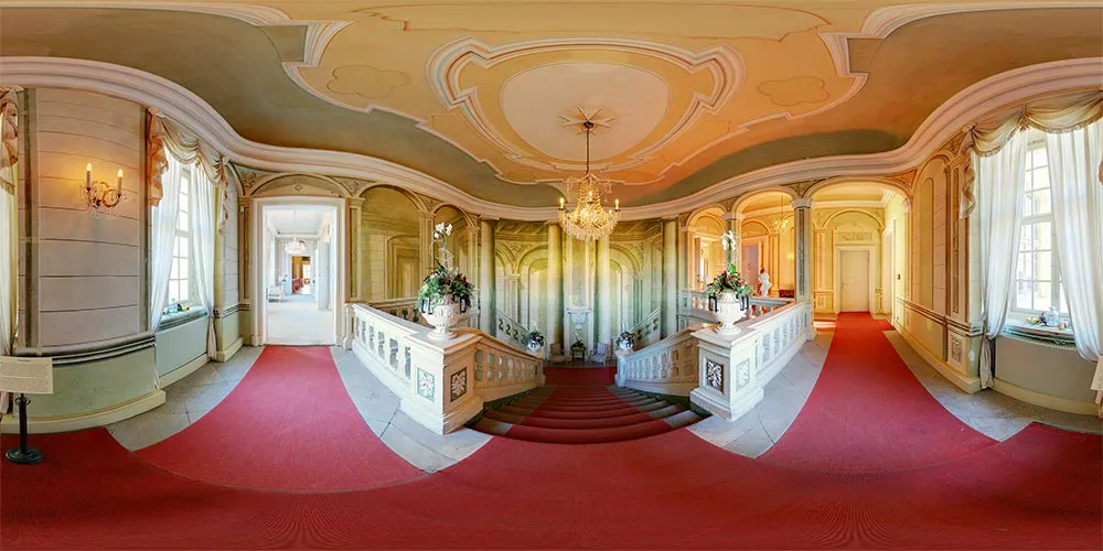 360° Panorama: Treppenhaus 2 in Barockschloß Rammenau