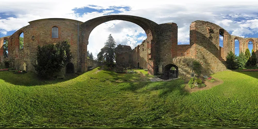 360° Panorama: Nicolaikirchruine in Sommer 08