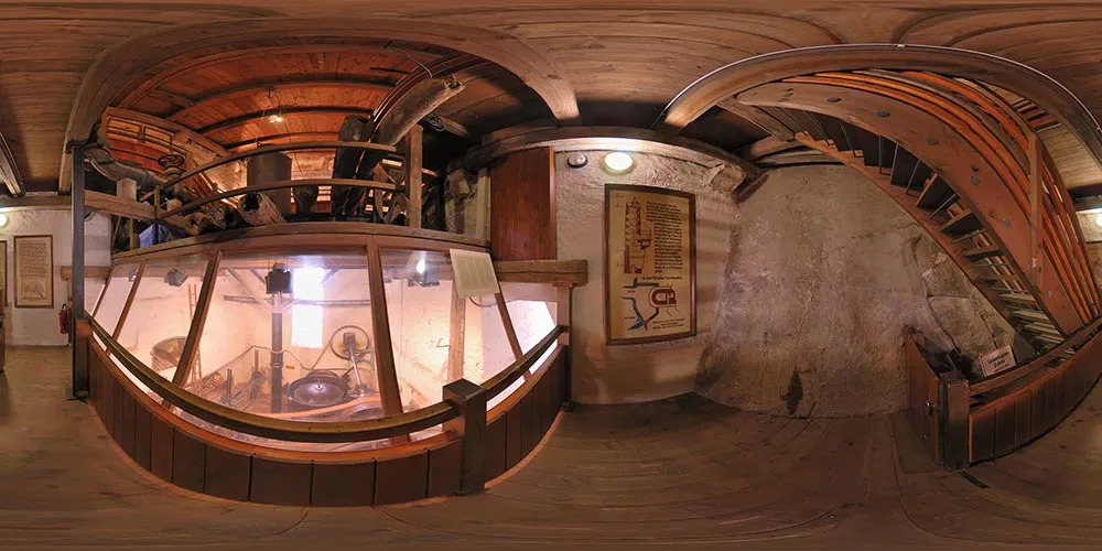 360° Panorama: Alte Wasserkunst Technikraum in Sommer 08