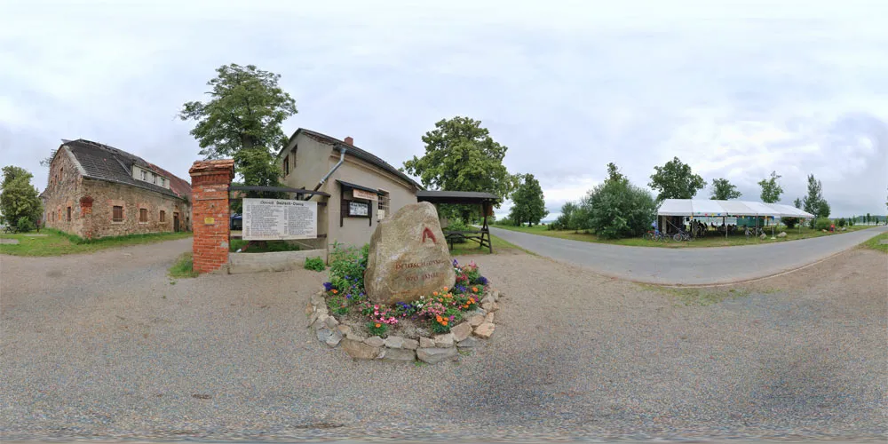 360° Panorama: Denkmal in Deutsch-Ossig