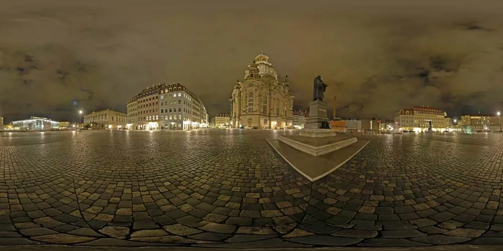 360° Panorama: Frauenkirche in Winter 2007