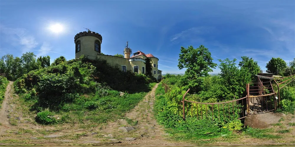 360° Panorama: Nordseite in Berg Landeskrone 420m