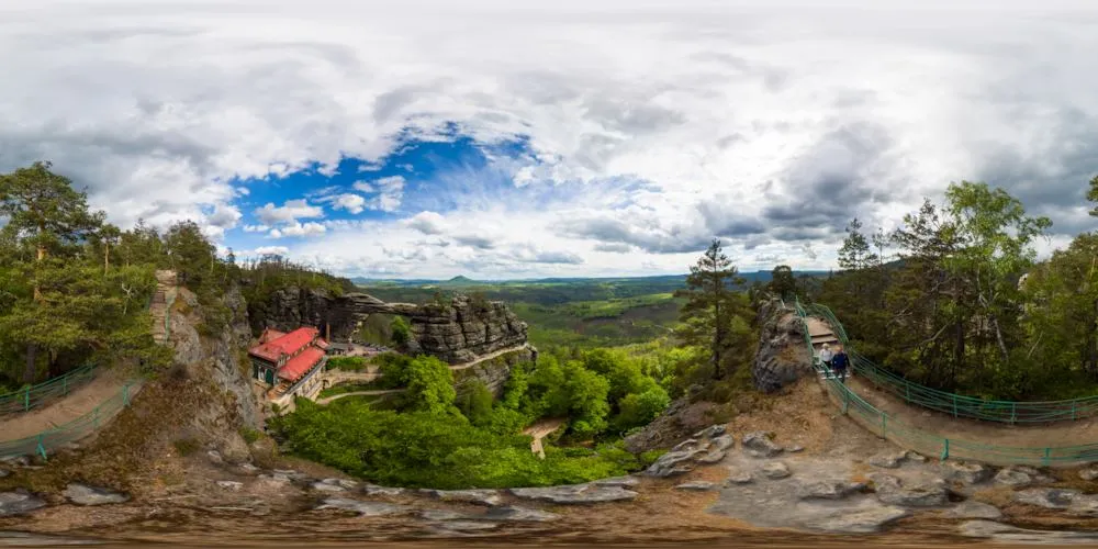 360° Panorama: Aussicht auf das Große Prebischtor in Naturschutzgebiet Prebischtor
